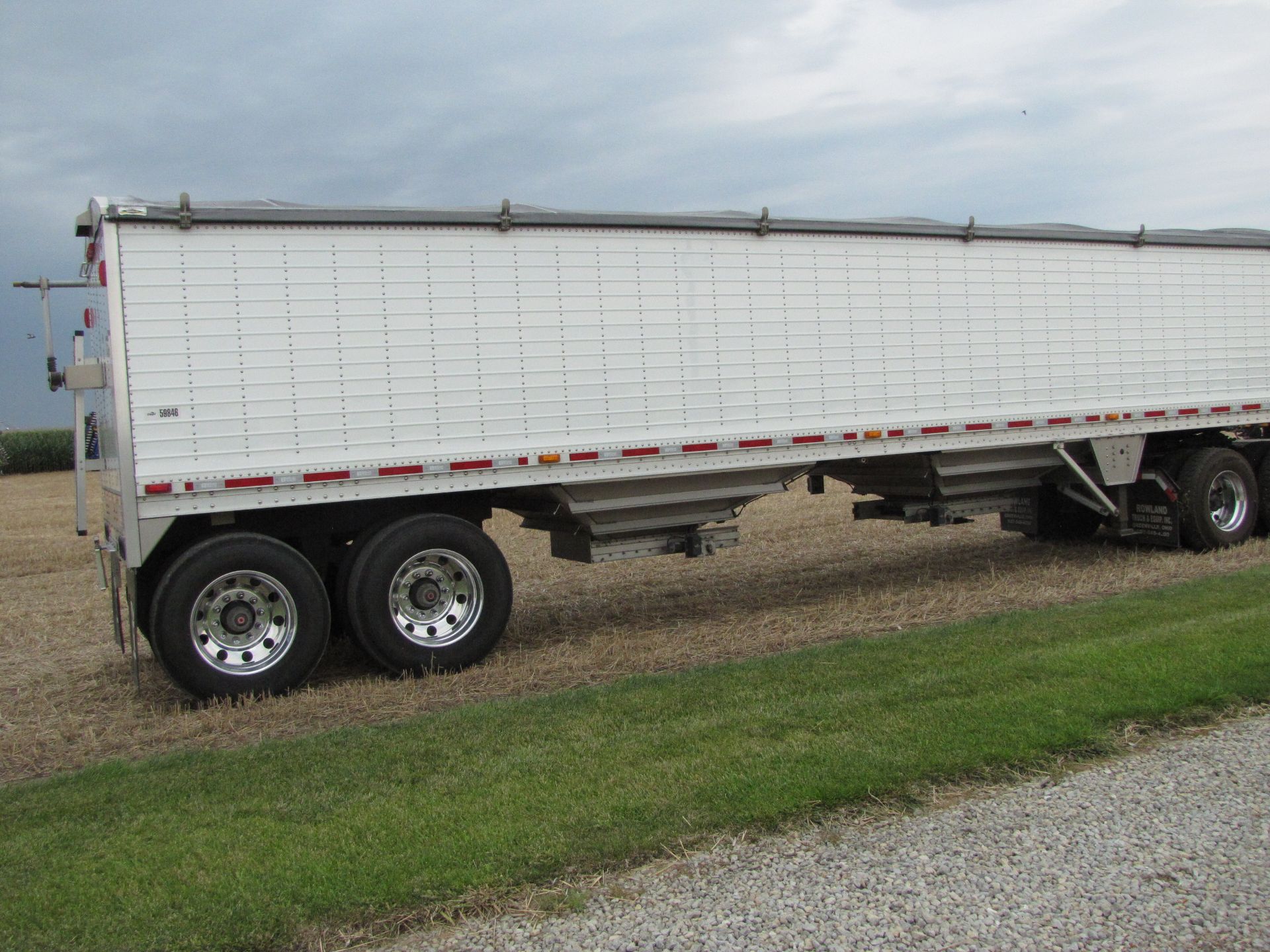 37' 2015 Wilson alum hopper bottom trailer - Image 9 of 48