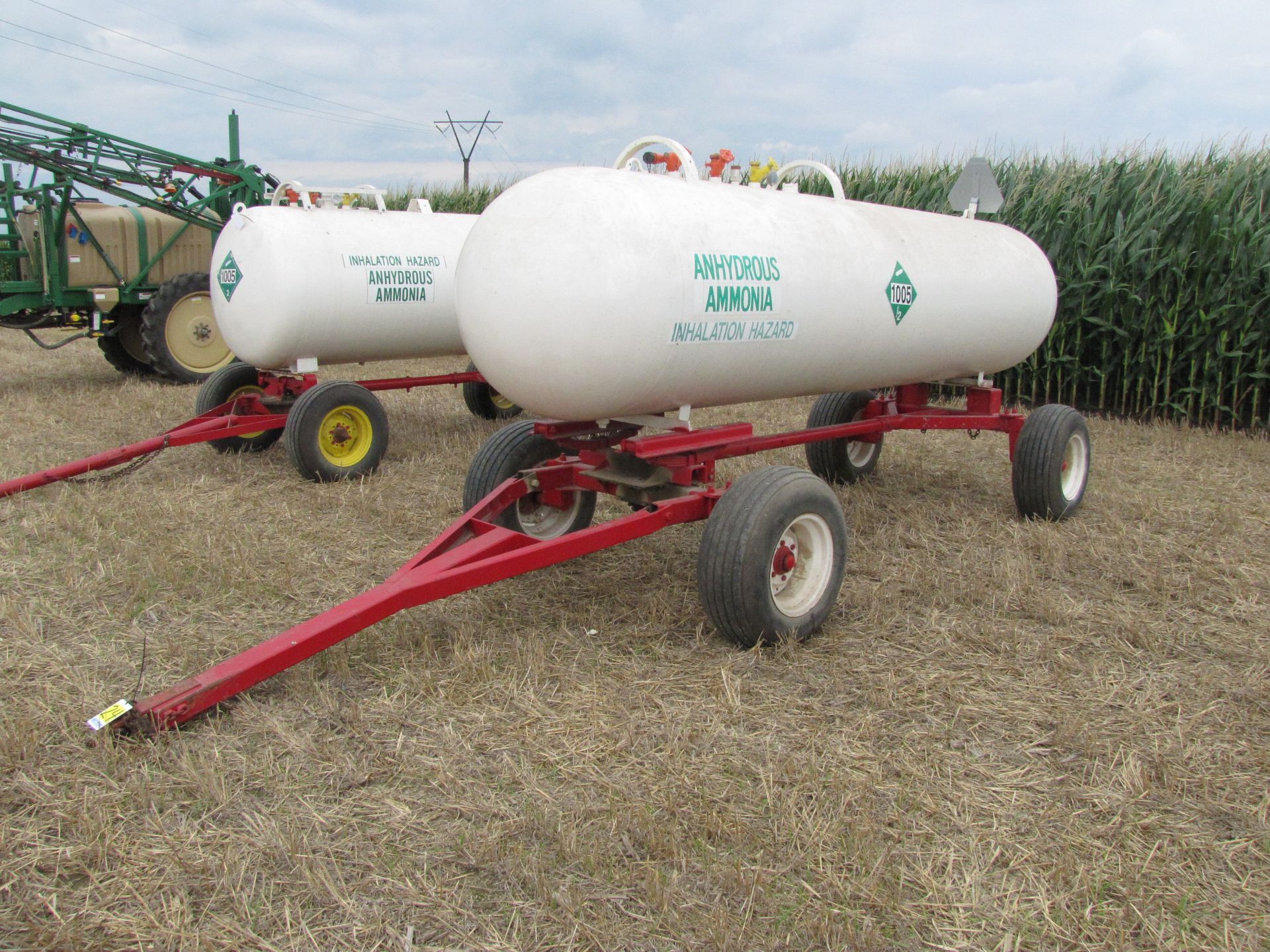 1000 gal NH3 tank on 5th wheel running gear - Image 2 of 12