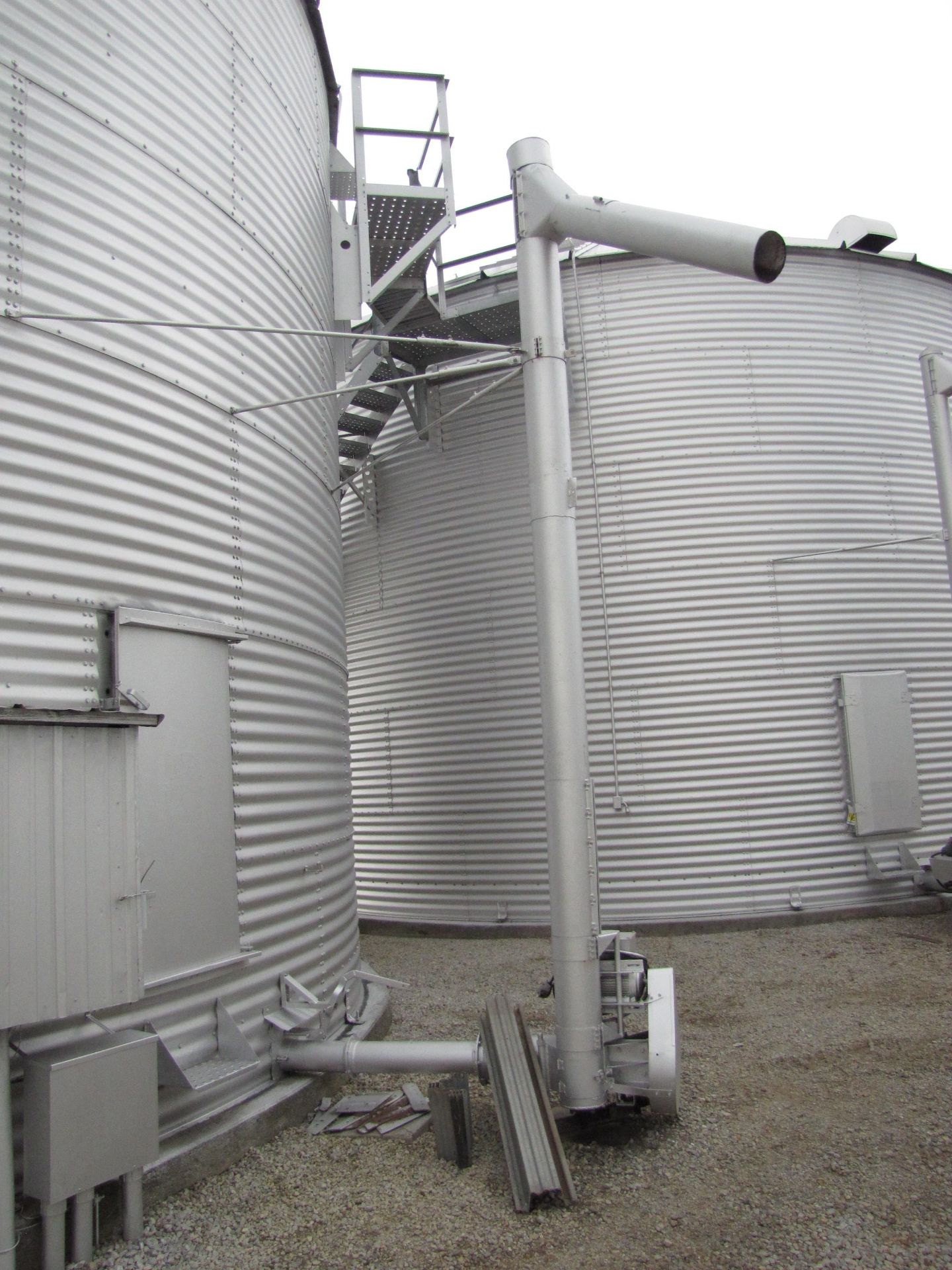 36” grain bin - Image 21 of 33