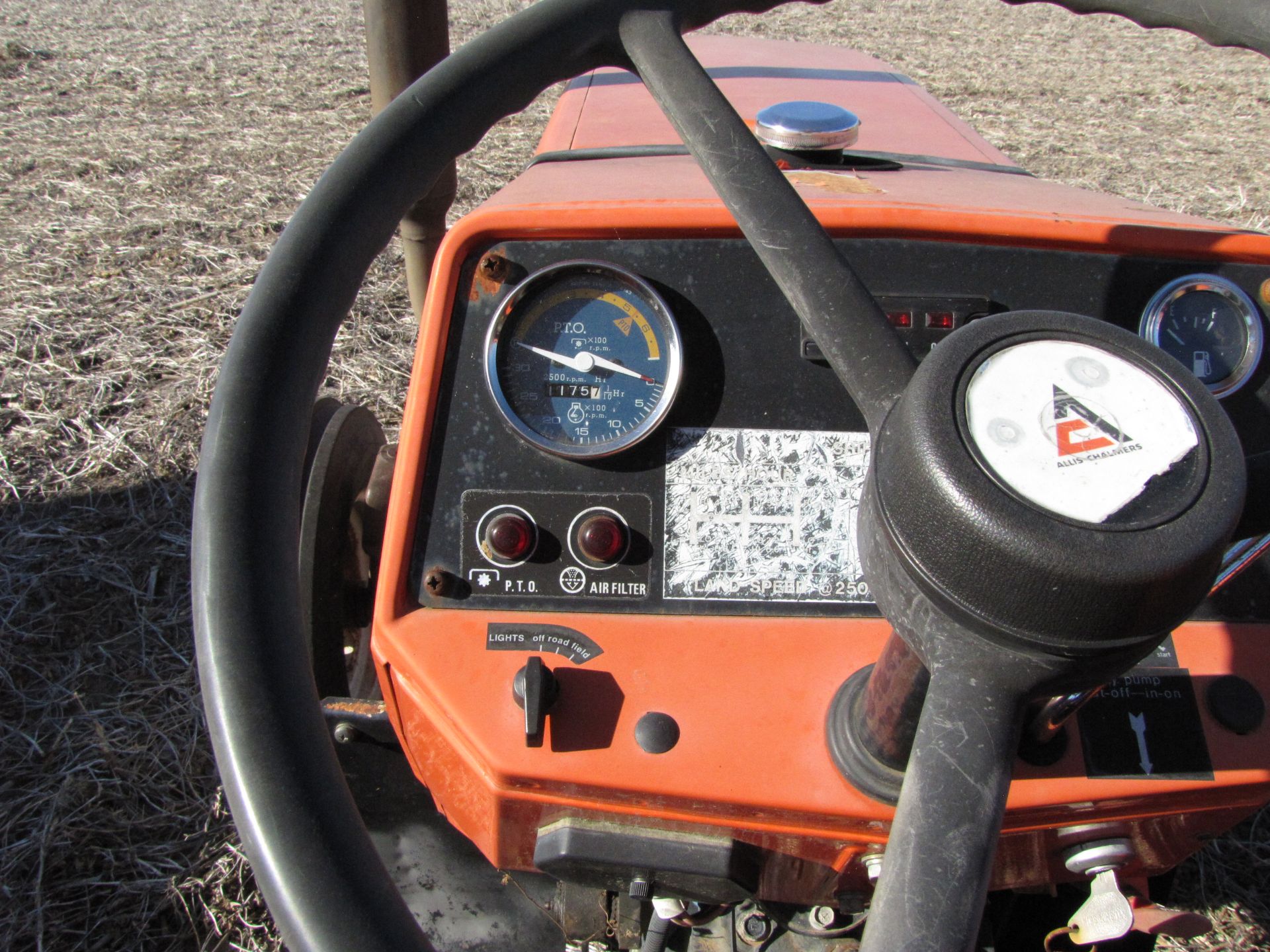 Allis-Chalmers 6140 Tractor - Image 31 of 43