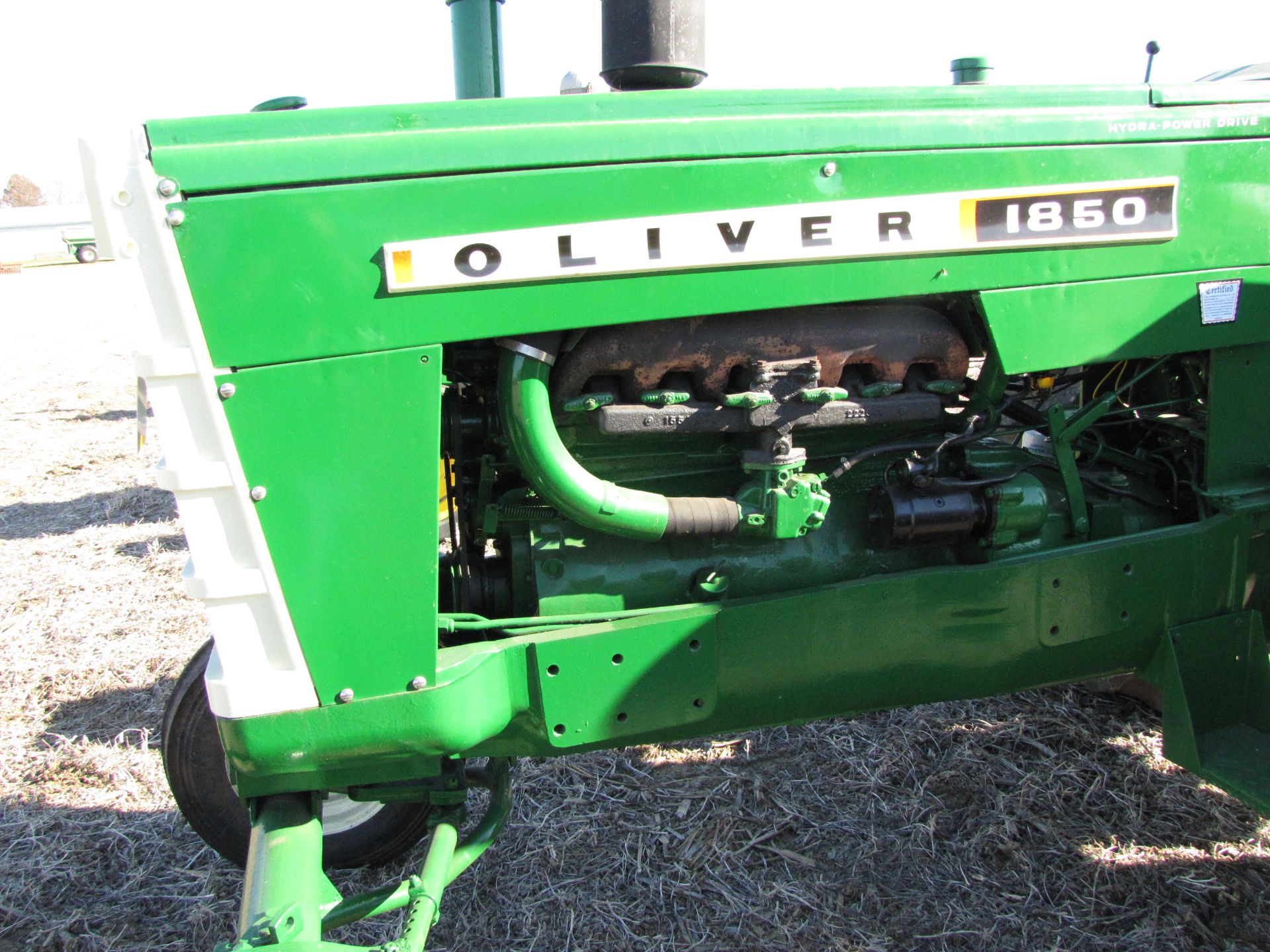 Oliver 1850 Tractor - Image 12 of 47