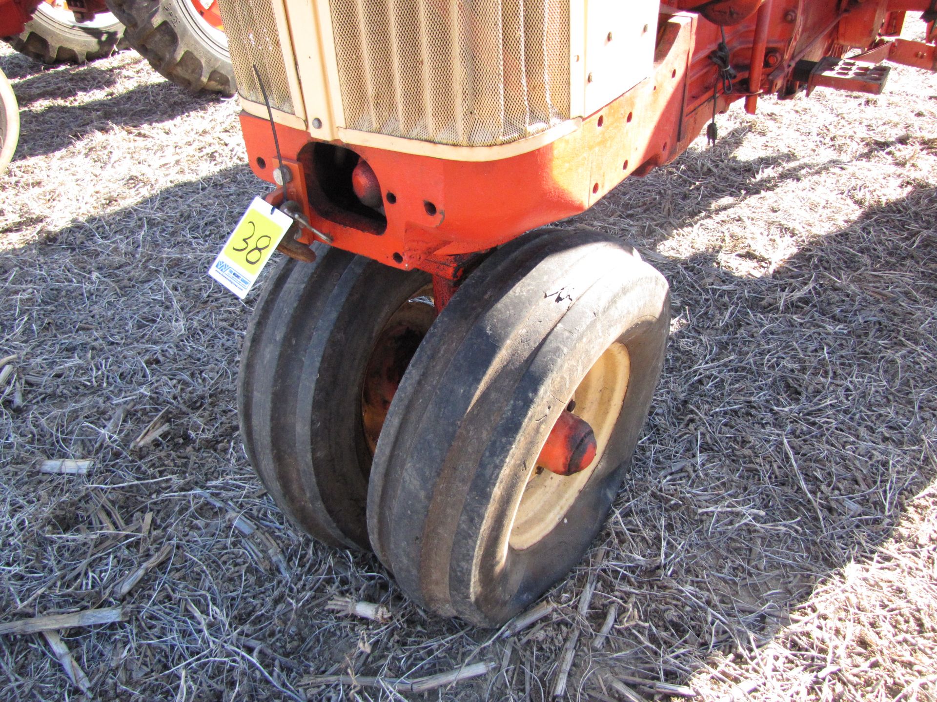 Case 730 Tractor - Image 11 of 51