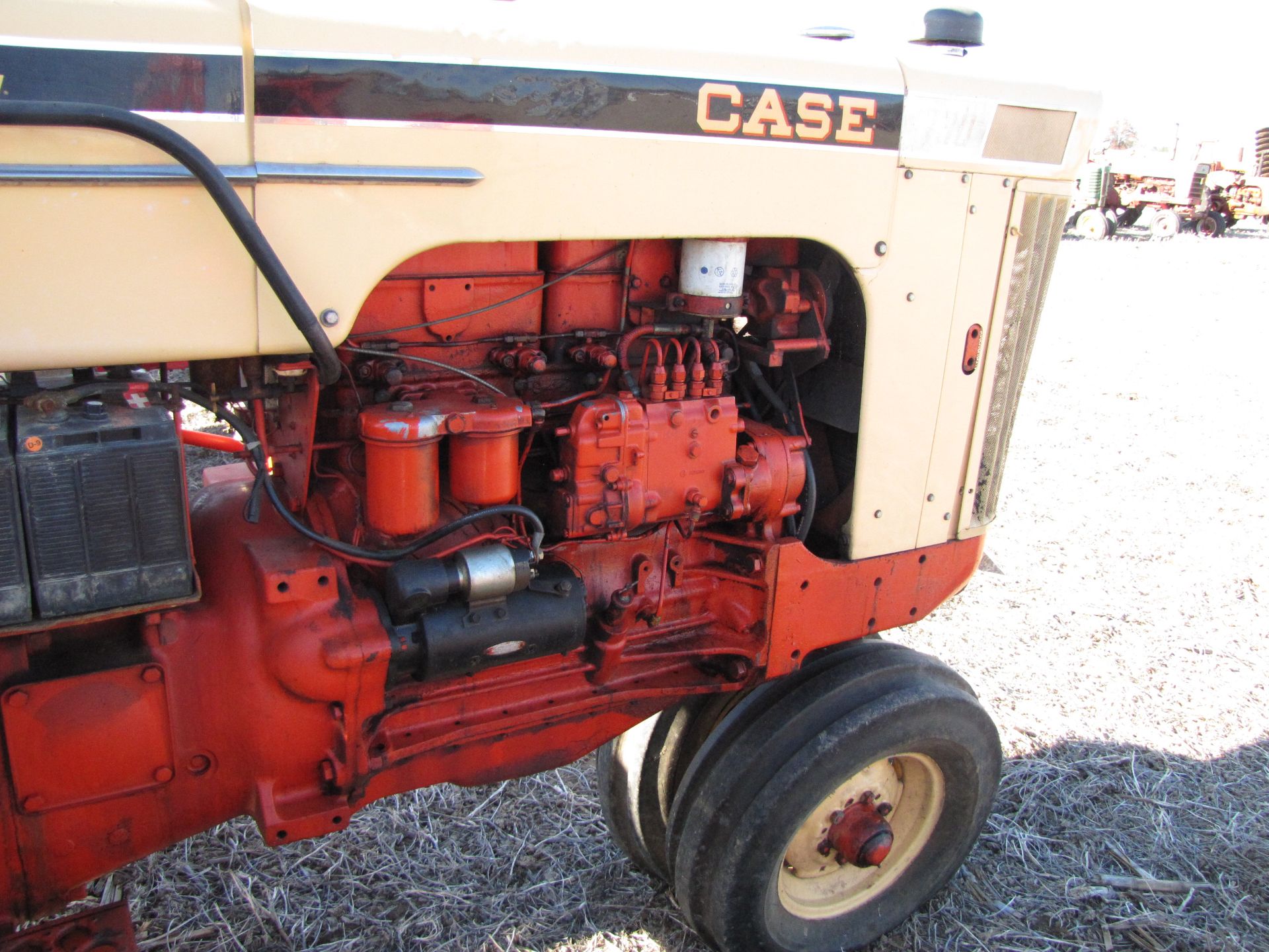 Case 730 Tractor - Image 34 of 51