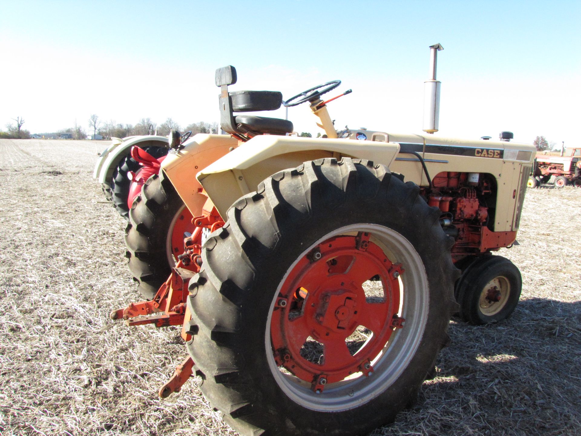 Case 730 Tractor - Image 3 of 51