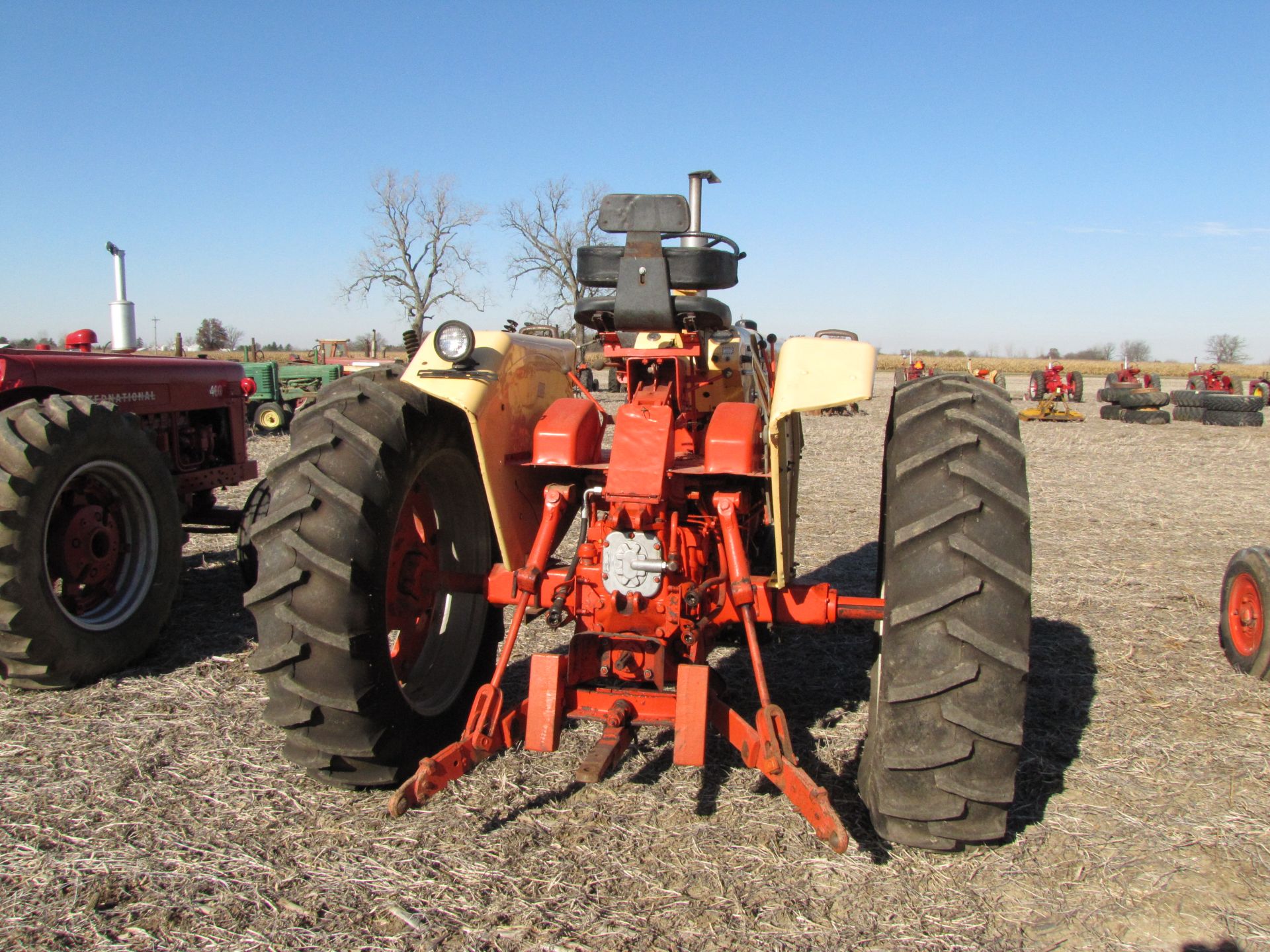 Case 730 Tractor - Image 5 of 51