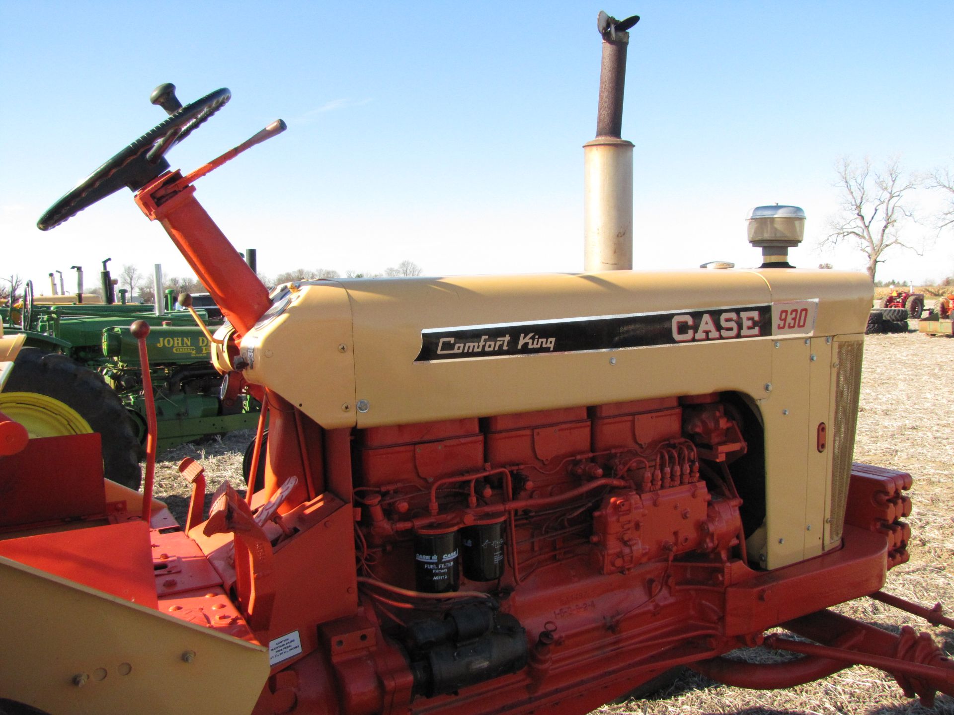 Case 930 Comfort King Tractor - Image 27 of 43