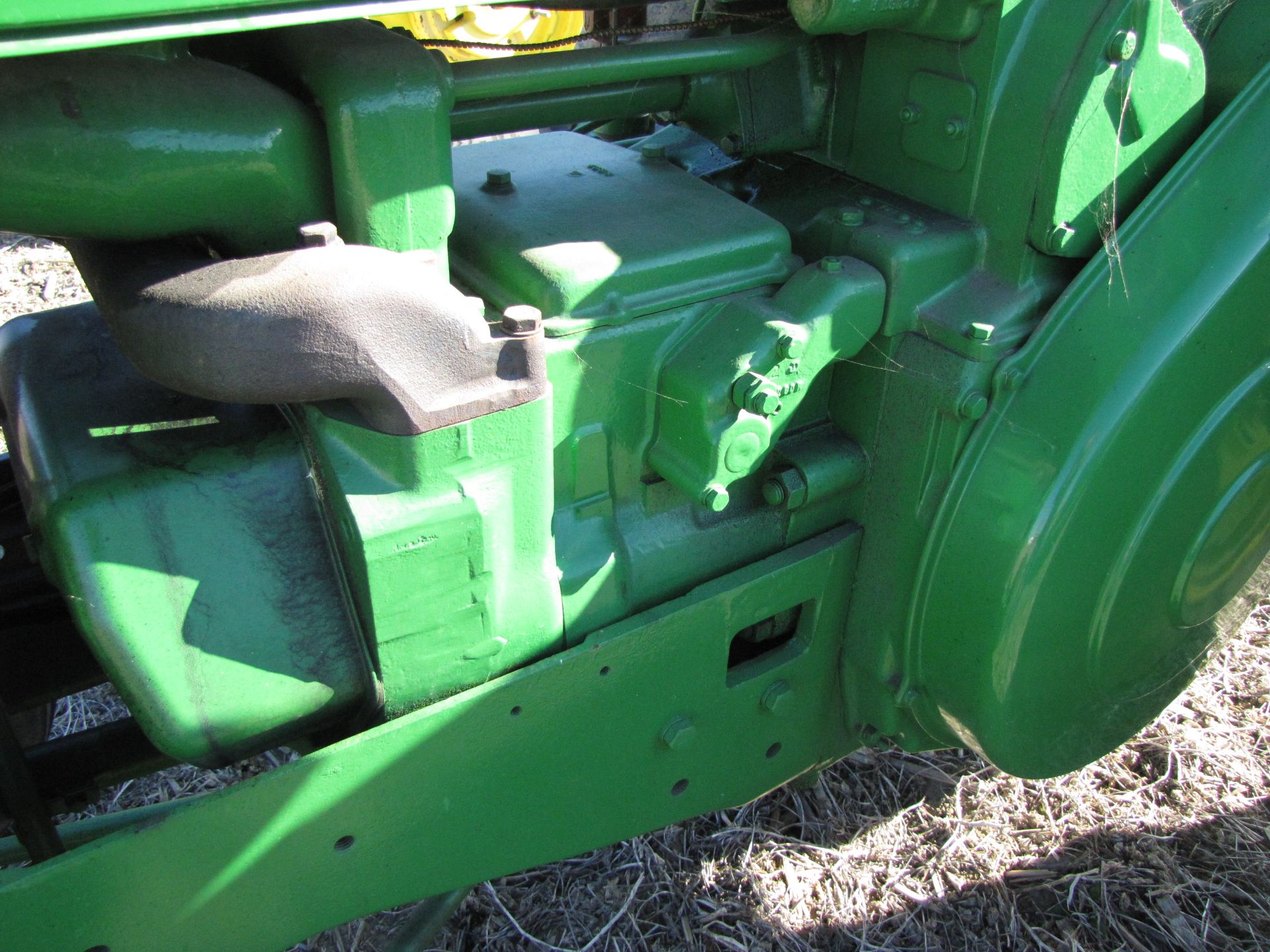 John Deere 70 Tractor - Image 17 of 47