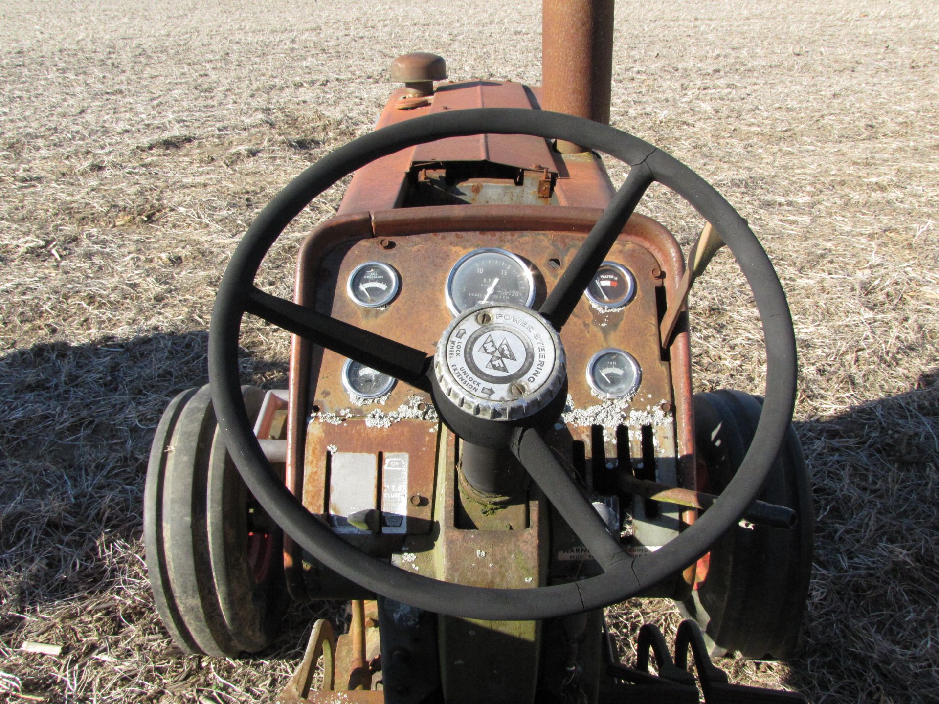 Massey-Ferguson 1100 Tractor - Image 29 of 46