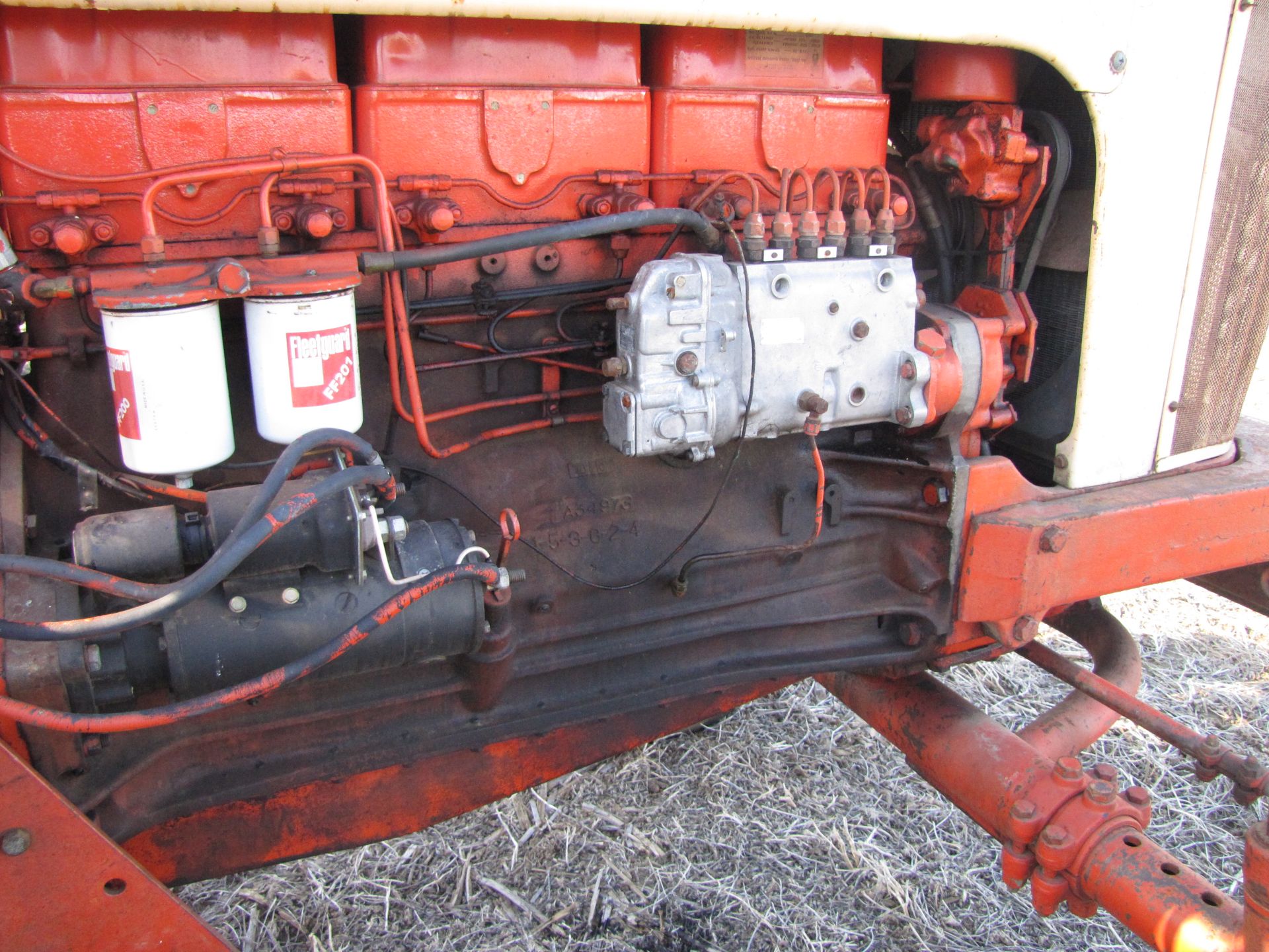 Case 1030 Tractor - Image 32 of 46