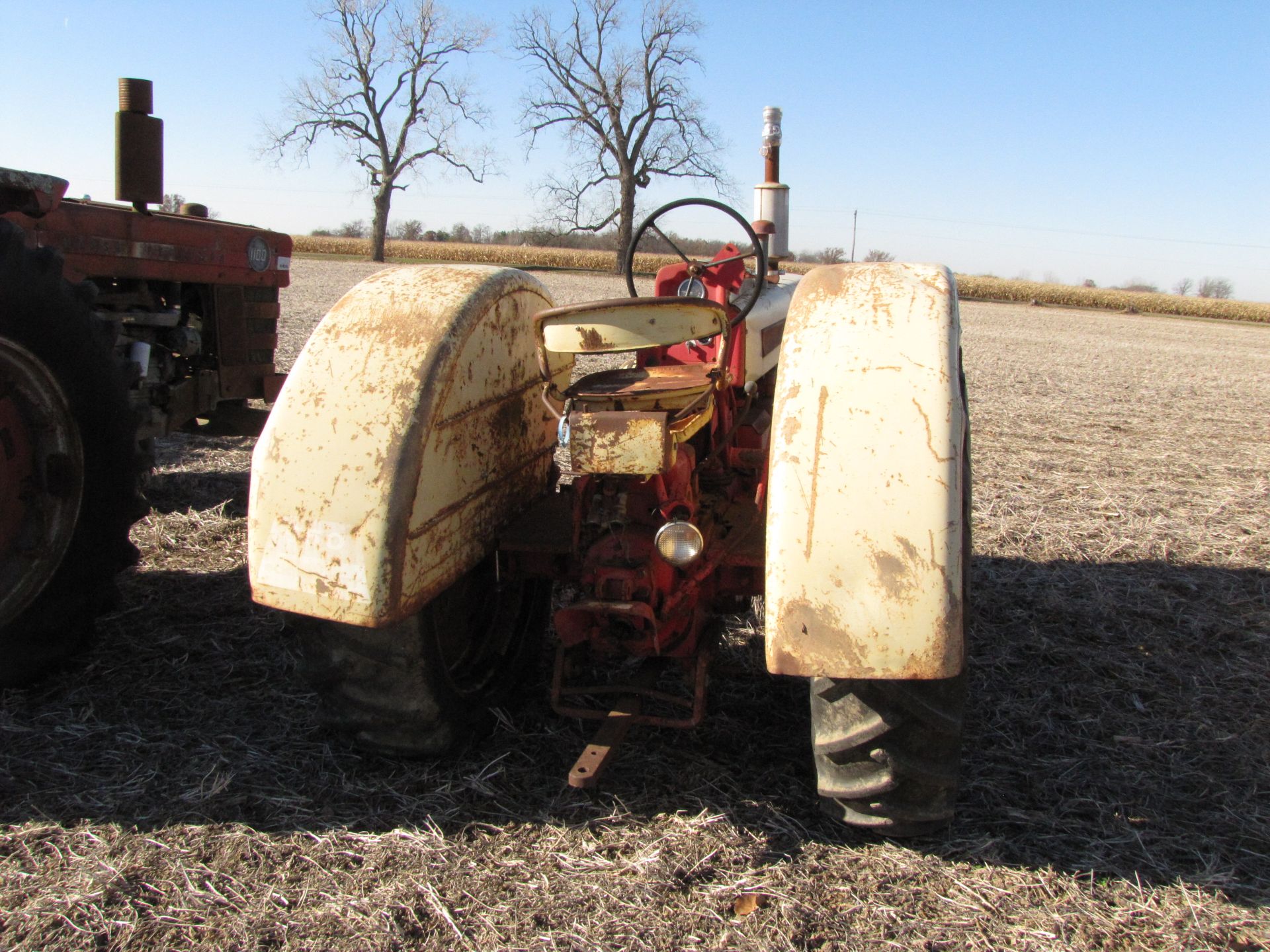 Cockshutt 550 Tractor - Image 5 of 49