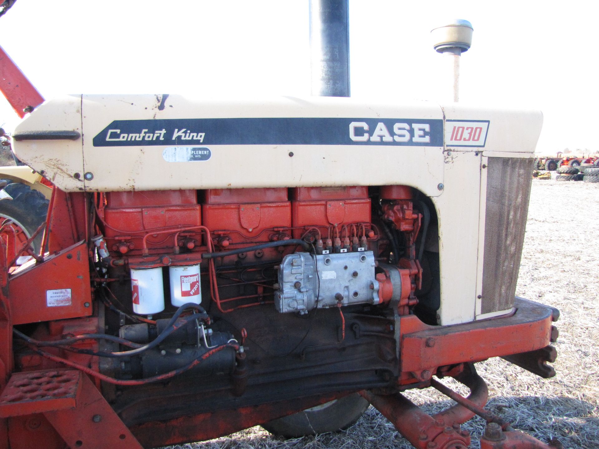 Case 1030 Tractor - Image 30 of 46