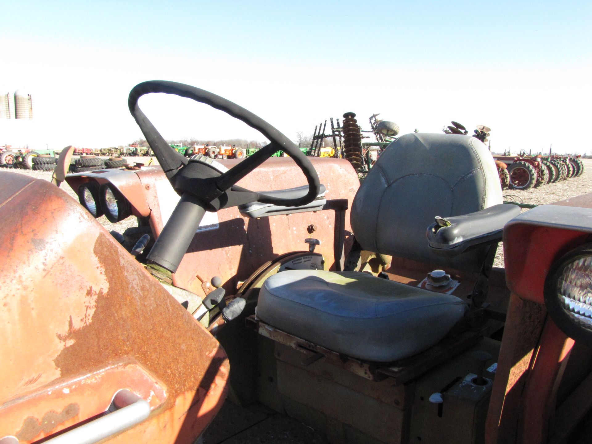 Massey-Ferguson 1100 Tractor - Image 22 of 46