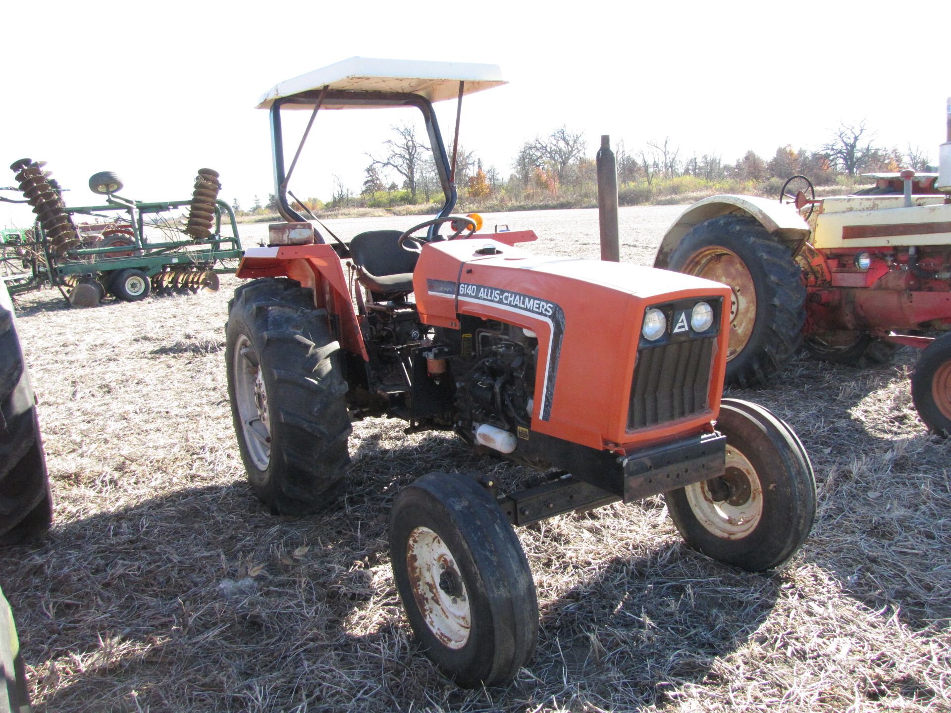 Allis-Chalmers 6140 Tractor - Image 2 of 43