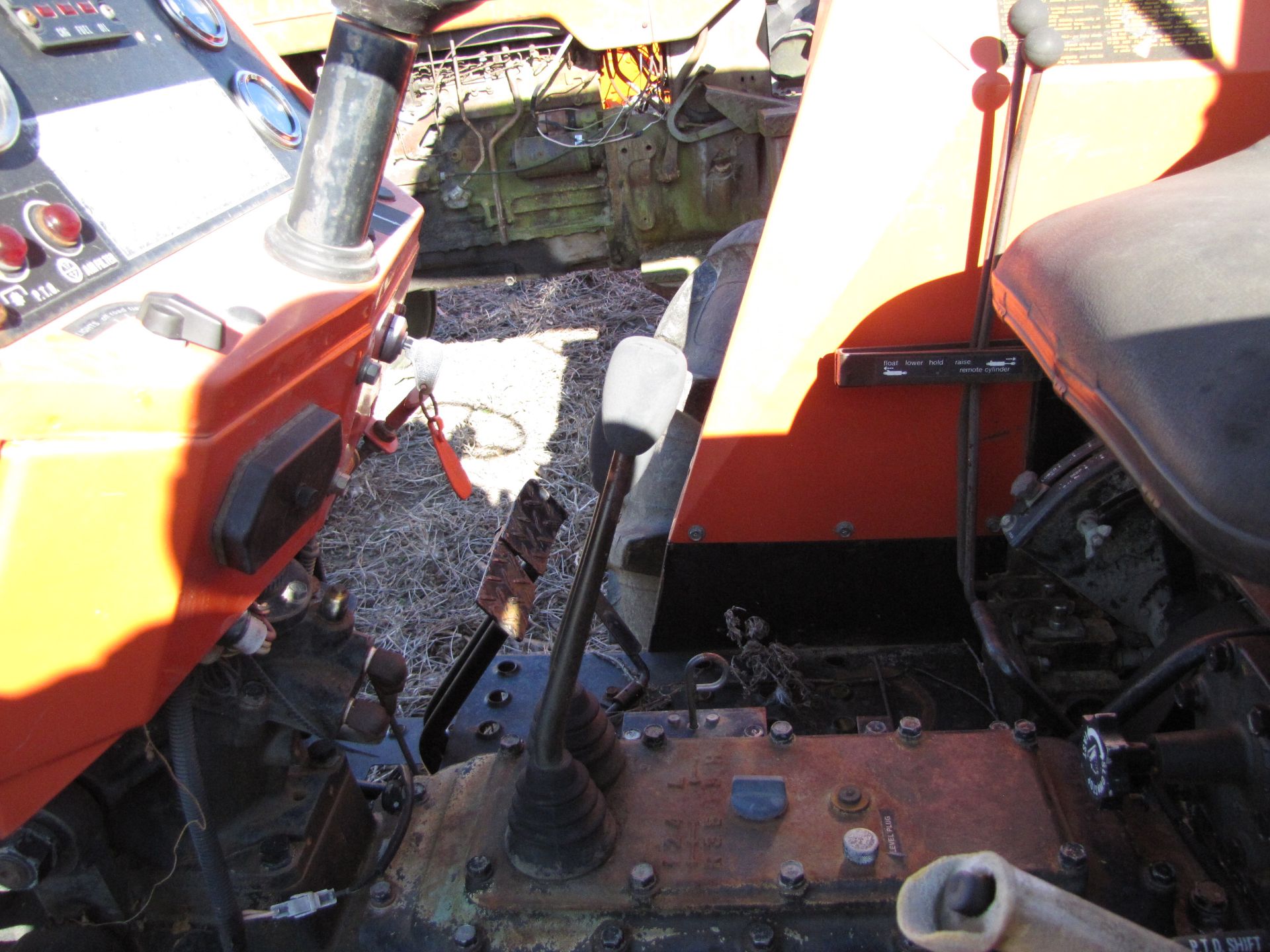 Allis-Chalmers 6140 Tractor - Image 42 of 43