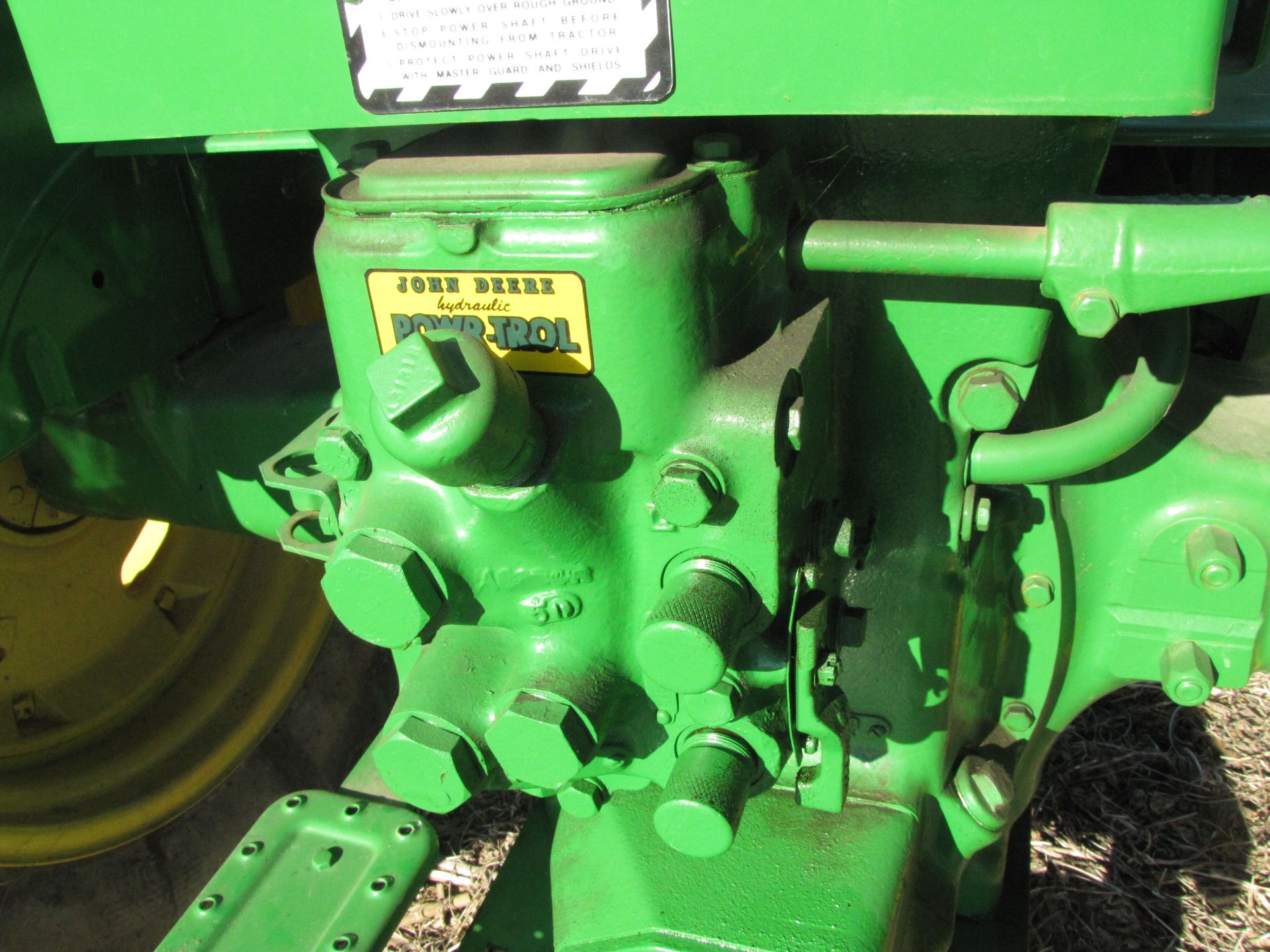 John Deere 70 Tractor - Image 30 of 47