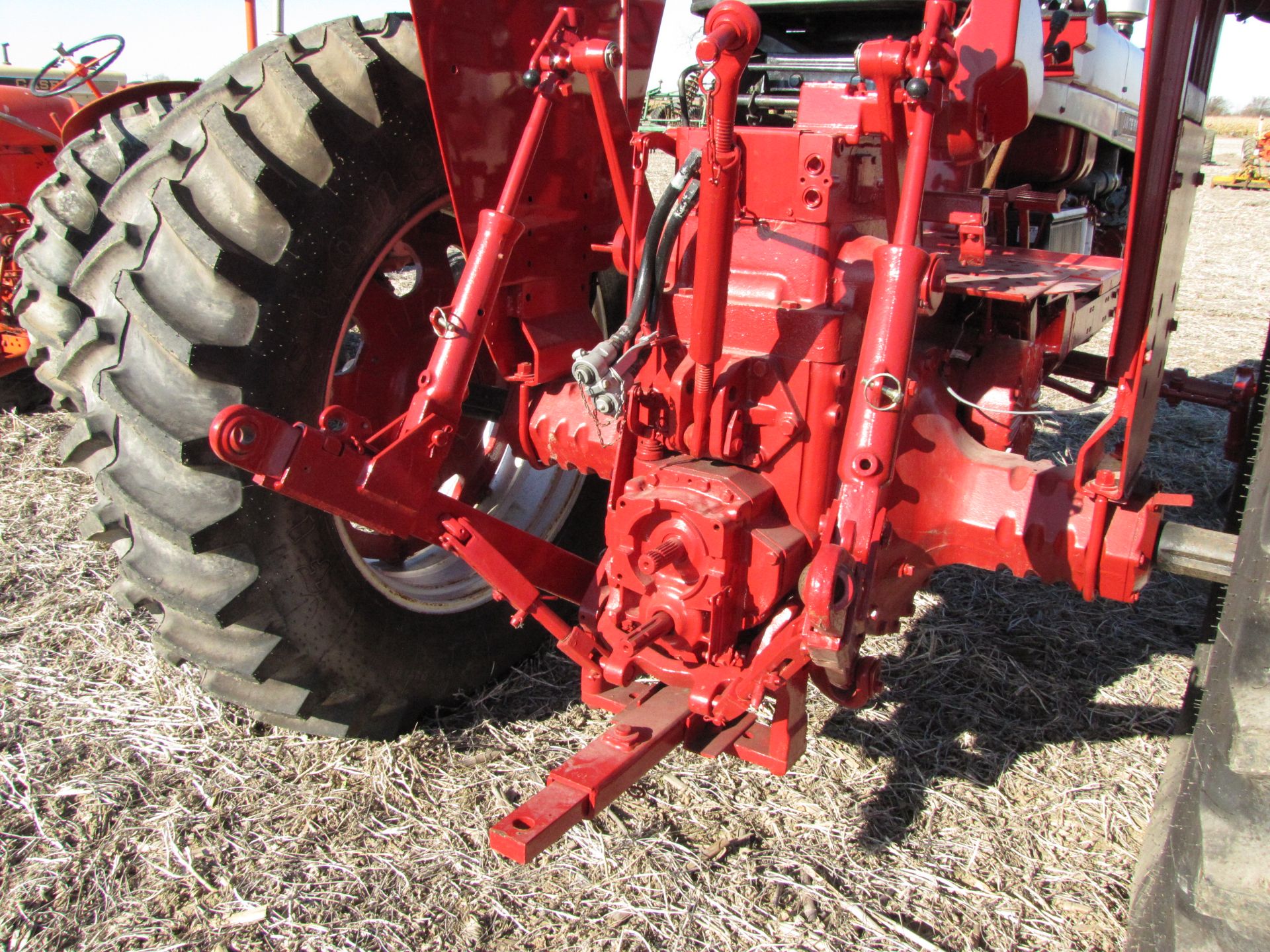 International 856 Custom Tractor - Image 30 of 50