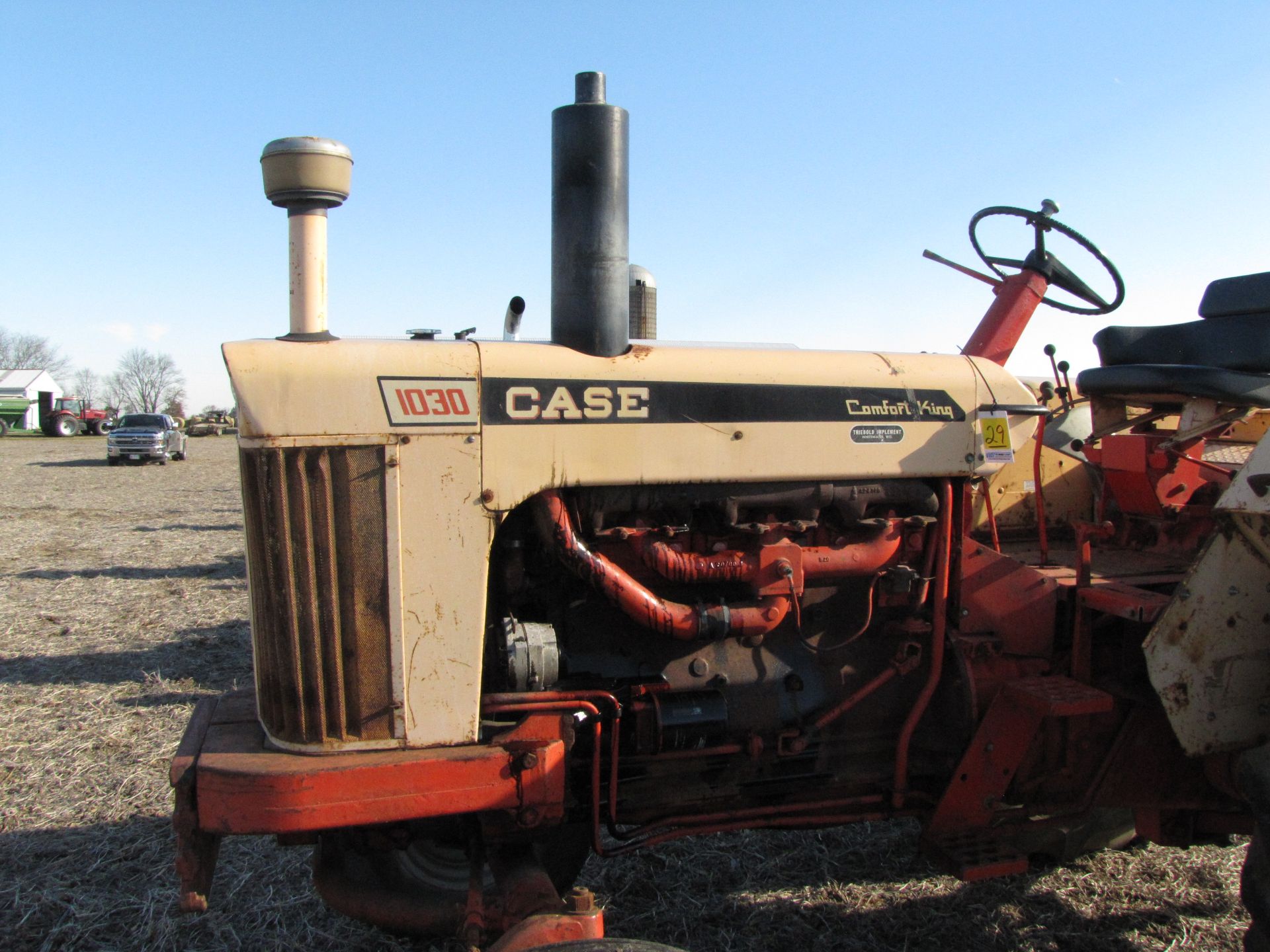 Case 1030 Tractor - Image 6 of 46