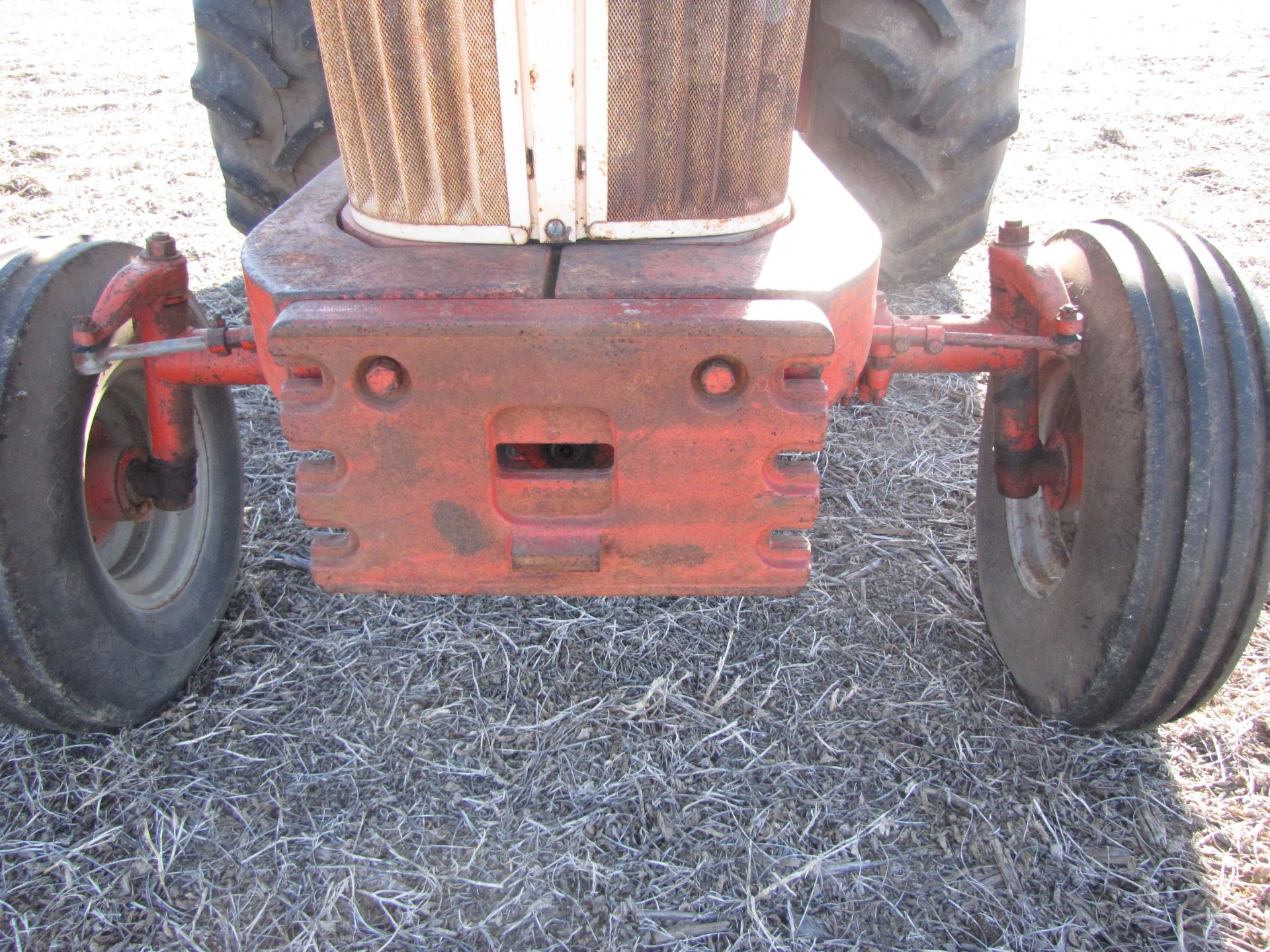 Case 1030 Tractor - Image 36 of 46