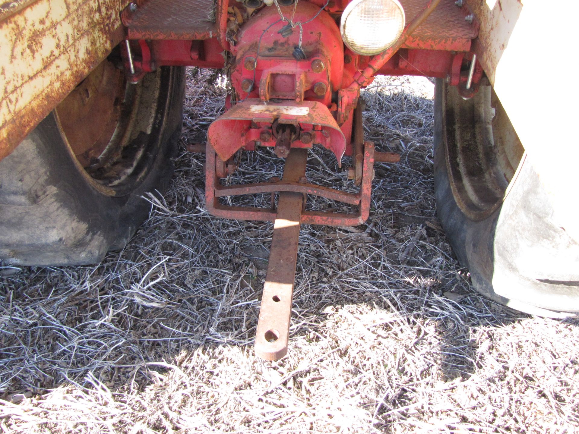 Cockshutt 550 Tractor - Image 28 of 49
