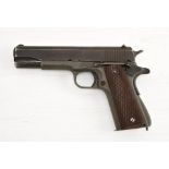 Kurzwaffen (militärisch) : Pistole Colt Modell 1911A1 aus der Colt Fertigung im Kaliber .45 ACP ...