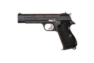 Zivile Waffen nach 1945 : Pistole Mod. SIG P 210/4 des BGS S.Nr. D 0492 Kal.: 9mm Luger