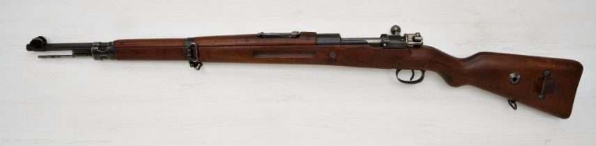 Langwaffen (militärisch) : Polen: Gewehr WZ29 Kaliber 8x57 IS, Seriennummer 73210M, nummerngleich.