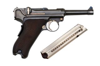 Guns / Rifles/ Kurzwaffen (militärisch) : Nummerngleiche Luger Pistole Model 1902 im Kaliber 7,65mm