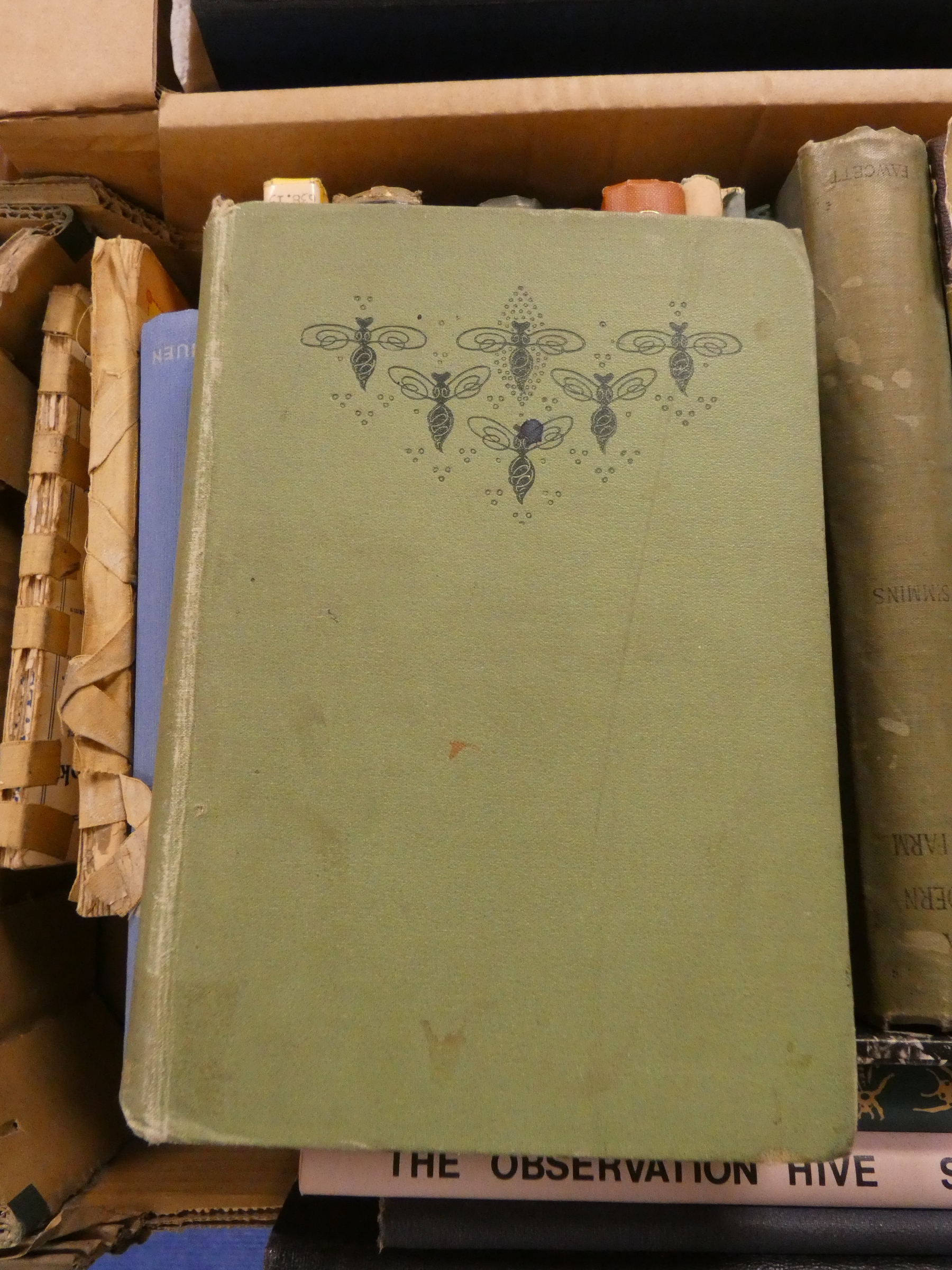 Bees & Beekeeping.  A carton of various vols. - Image 2 of 6