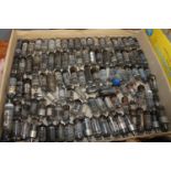 Tray of miniature valves to include Mullard, Mazda, Cossar, etc (over 100).