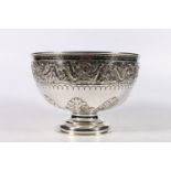 Victorian silver punch bowl with embossed decoration by Hunt & Roskell Ltd, London, 1900, the base