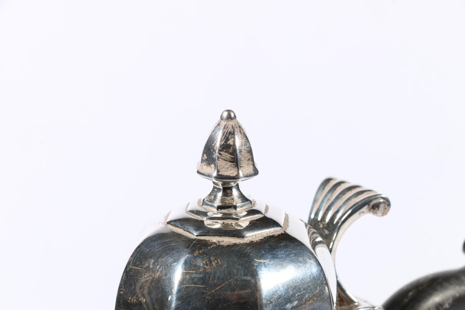 George VI silver café au lait pot by Jay, Richard Attenborough Co Ltd, Chester, 1937, 22cm tall, - Image 2 of 5