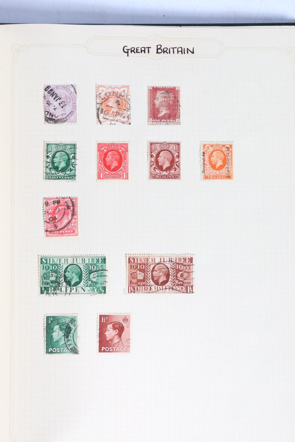 GB stamp collection to include a large number of mint stamps including presentation packs, - Image 2 of 5