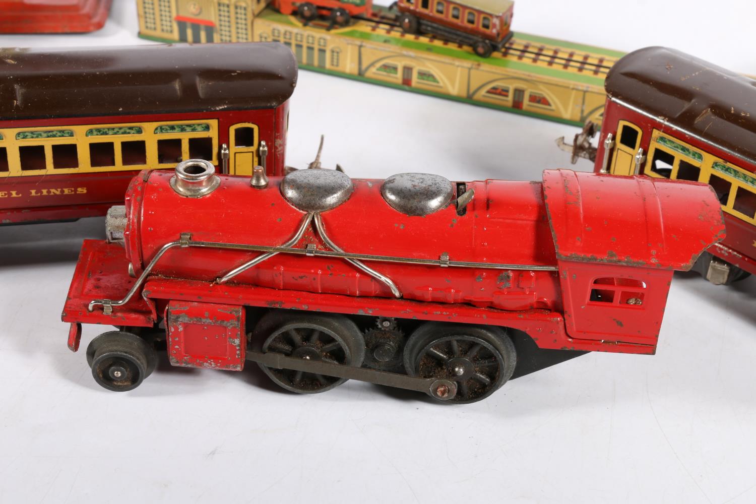 Lionel Corporation Lionel Trains electric O gauge model railways to include a 2-4-0 tender - Image 3 of 6