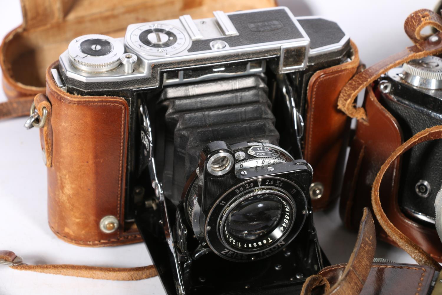 Zeiss Ikon Super Ikonta SLR single lens reflex camera with Carl Zeiss Jena #1413844 Tessae 1:2.8 f= - Image 3 of 5