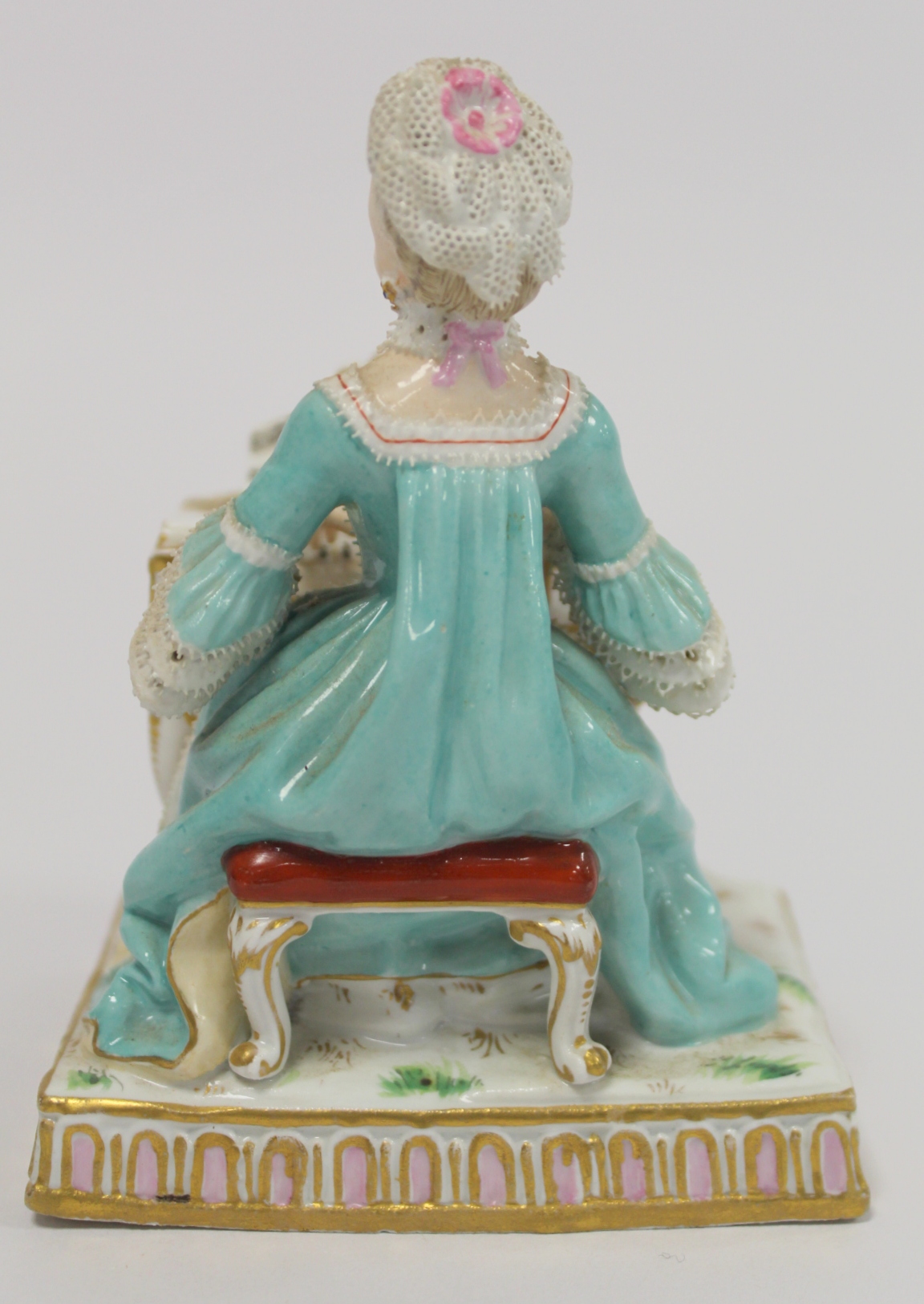 Meissen porcelain figure emblematic of the 'Sense of Sound' in the form of a lady in 18th century - Bild 5 aus 11