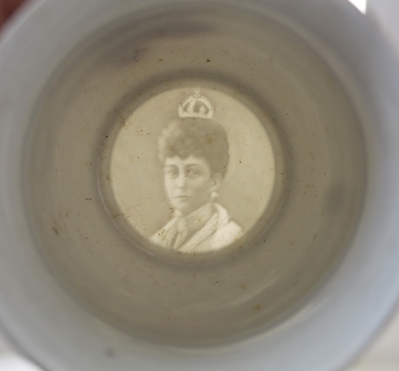 Nine commemorative beakers for the Coronation of Edward VII and Queen Alexandra 1902, including - Image 4 of 9