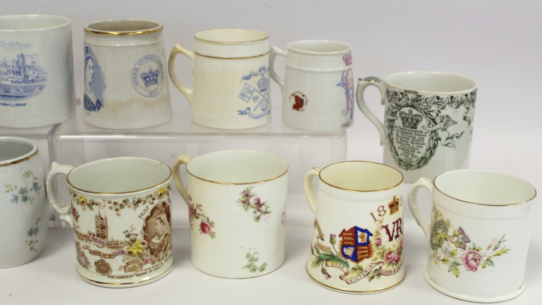 Collection of sixteen commemorative mugs and a beaker for the Jubilees of Queen Victoria 1887 and - Image 6 of 9