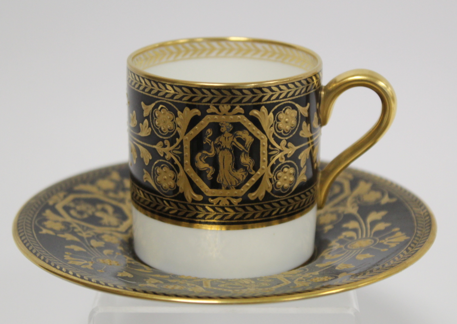 Set of six Wedgwood bone china "Astbury" pattern coffee cups and saucers with black and gilt - Bild 2 aus 11