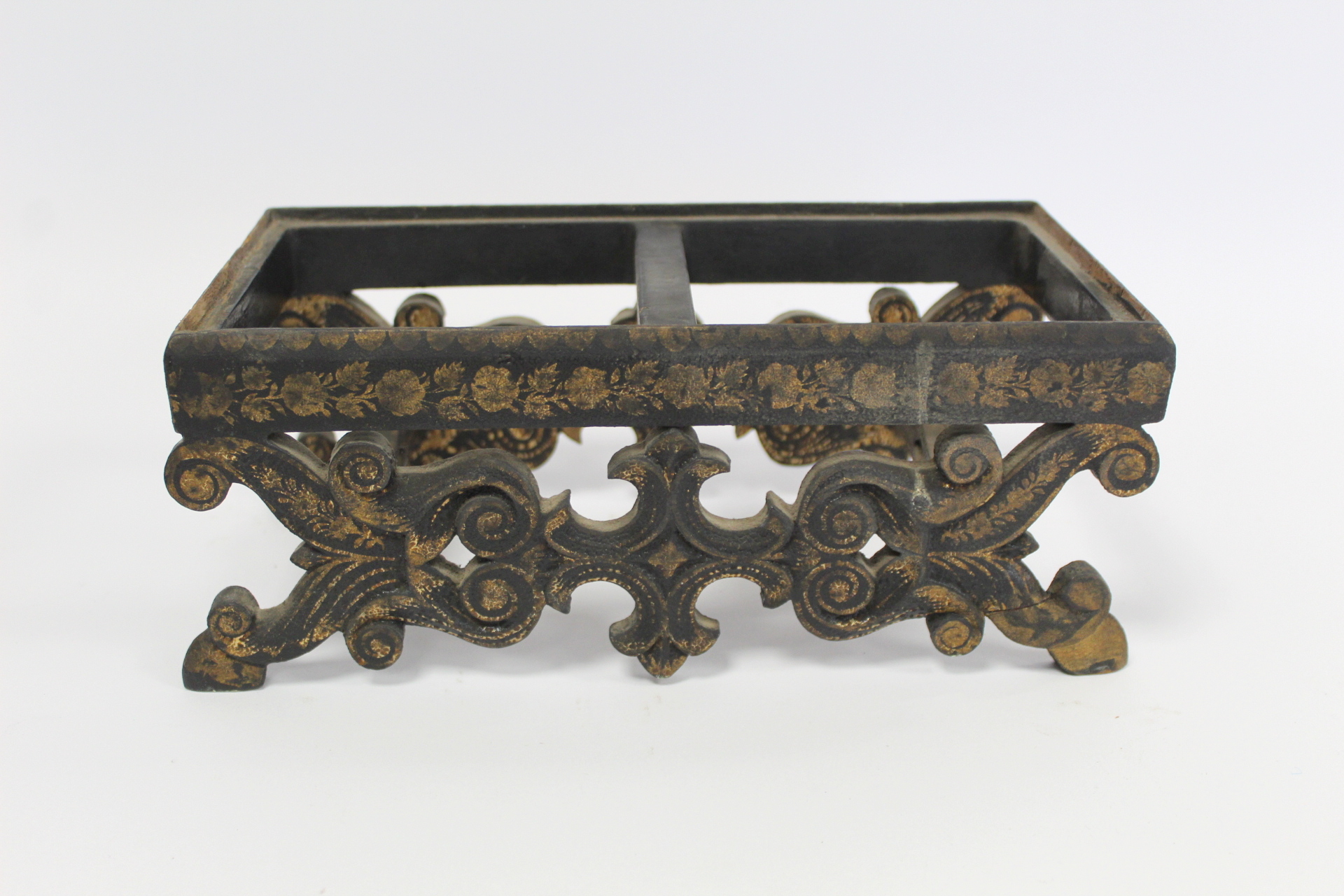 Early 19th century Chinese export black lacquer box on pierced stand with painted gilt floral and - Image 11 of 13