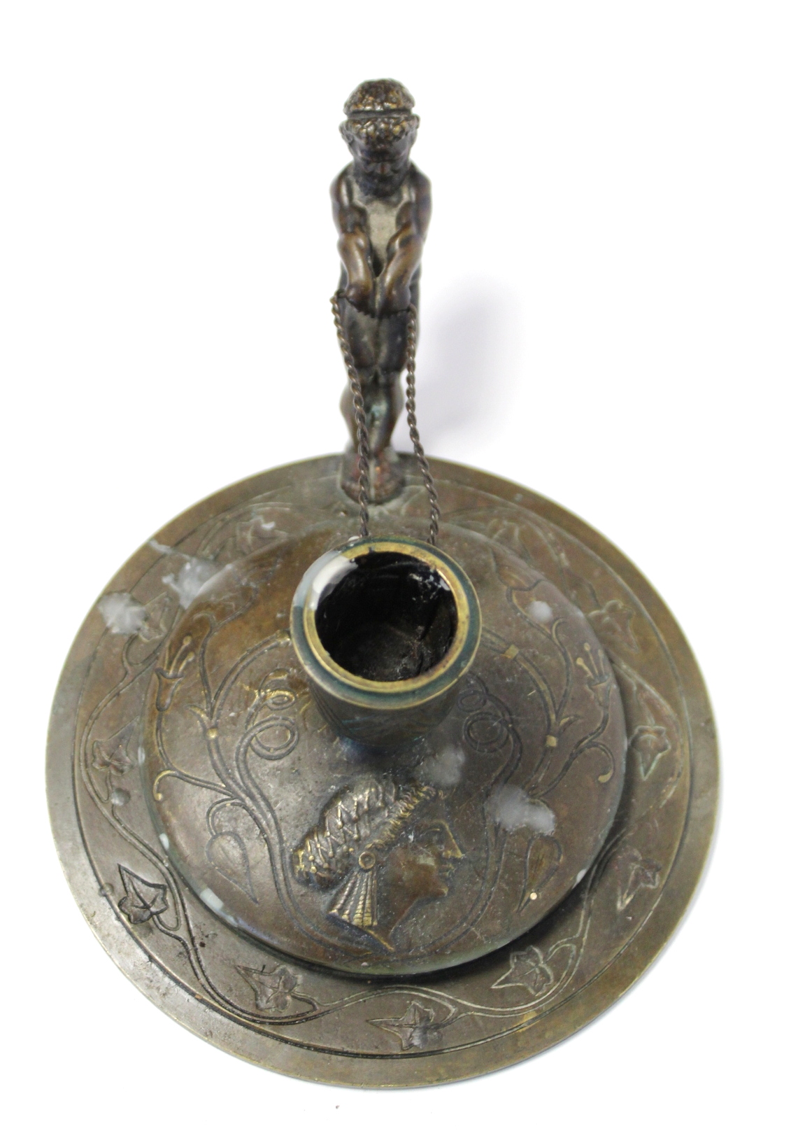 Antique bronze Continental chamberstick of circular form with incised floral, foliate and - Image 5 of 7