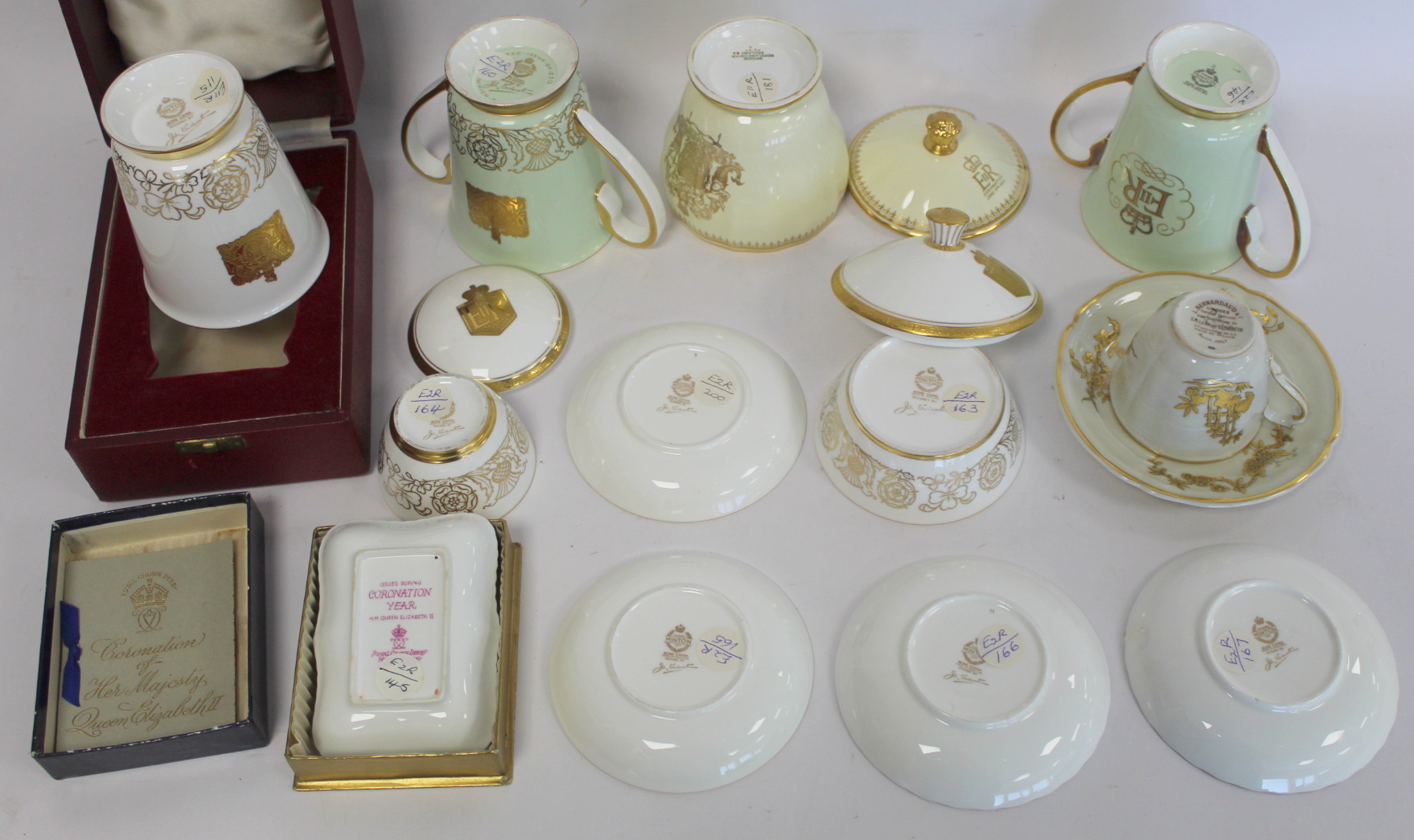 Eleven items of commemorative ware for the Coronation of Queen Elizabeth II 1953 comprising - Image 6 of 10