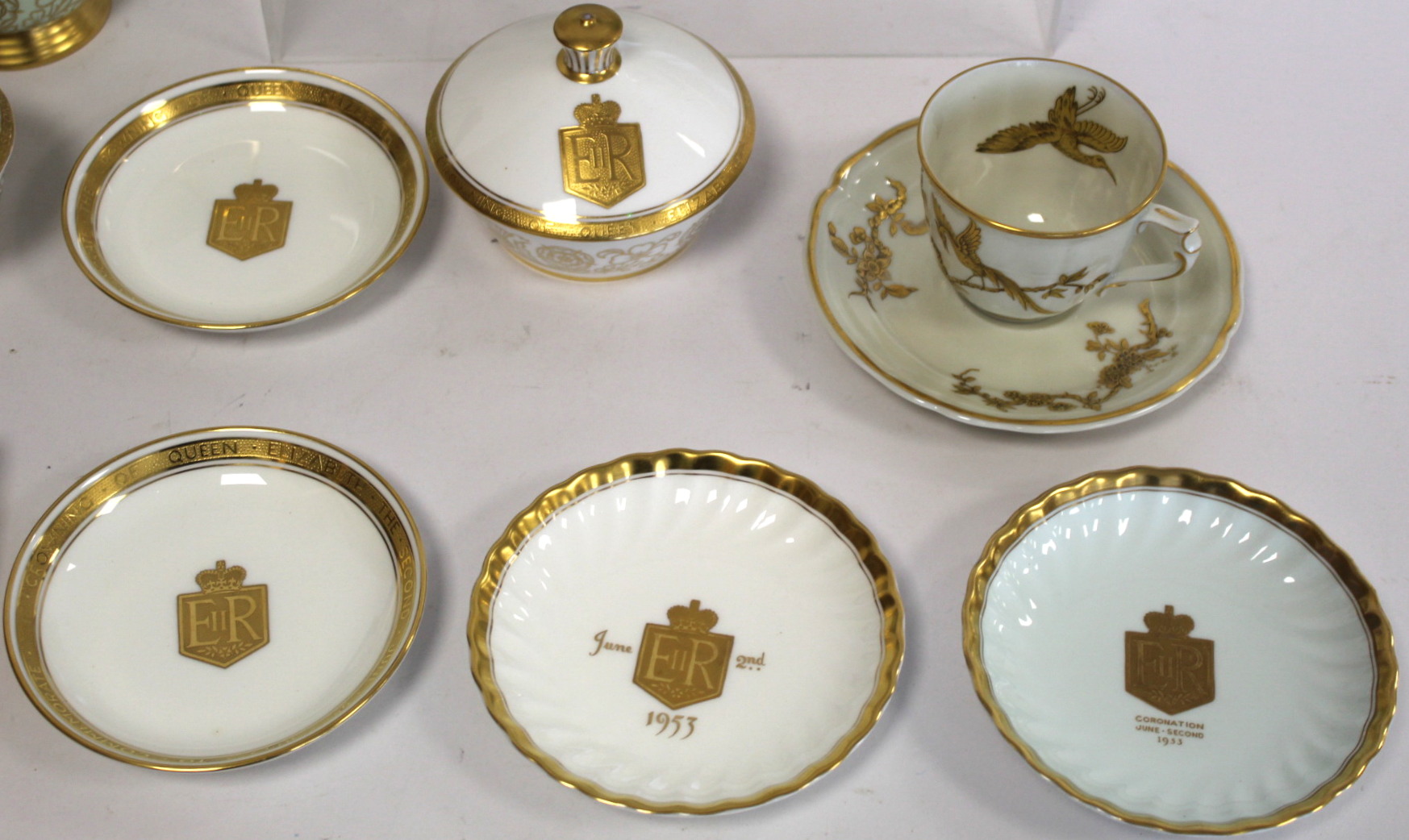 Eleven items of commemorative ware for the Coronation of Queen Elizabeth II 1953 comprising - Image 4 of 10