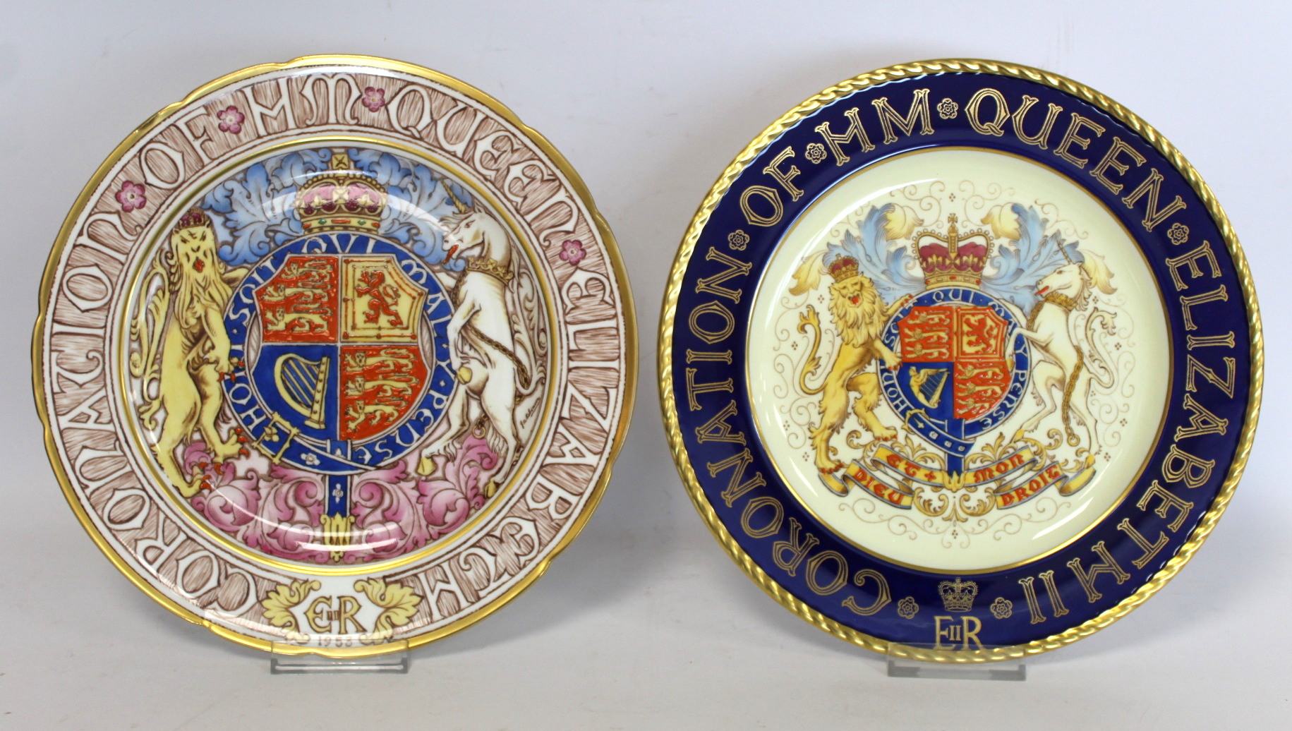 Two Paragon commemorative plates for the Coronation of Elizabeth II 1953, each 27cm diam.; also a - Bild 2 aus 7