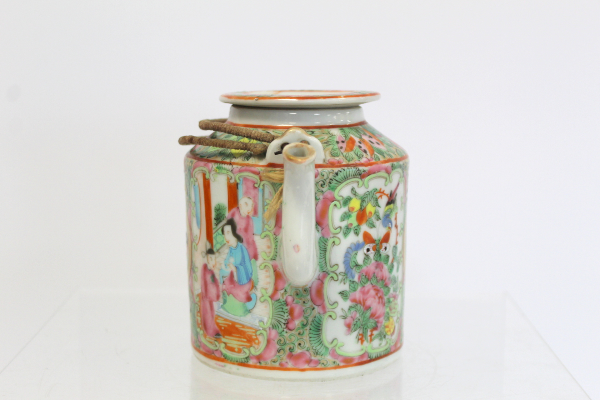 Late 19th/early 20th century Chinese Canton enamel teapot of cylindrical form with two bound wire - Image 3 of 27