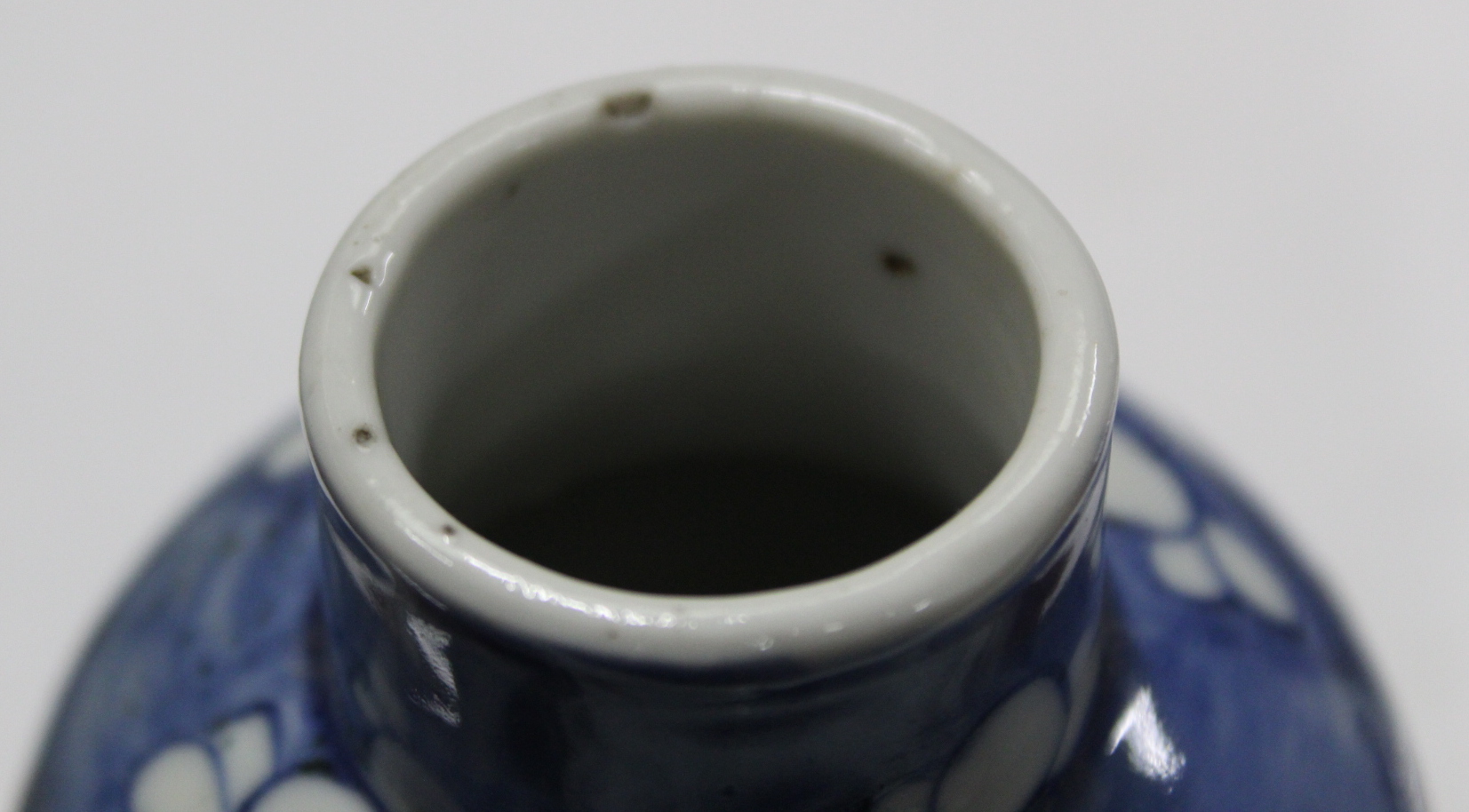 Late 19th/early 20th century Chinese Canton enamel teapot of cylindrical form with two bound wire - Image 24 of 27