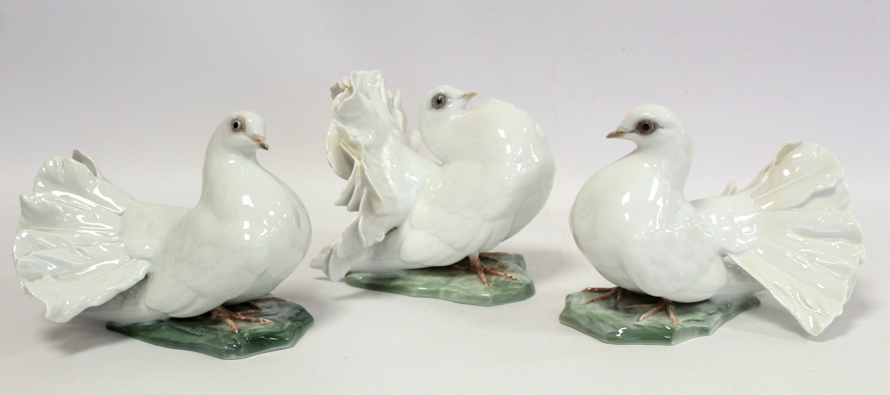 Three German Rosenthal porcelain figures of fantail doves, modelled by Fritz Heidenreich, model nos.