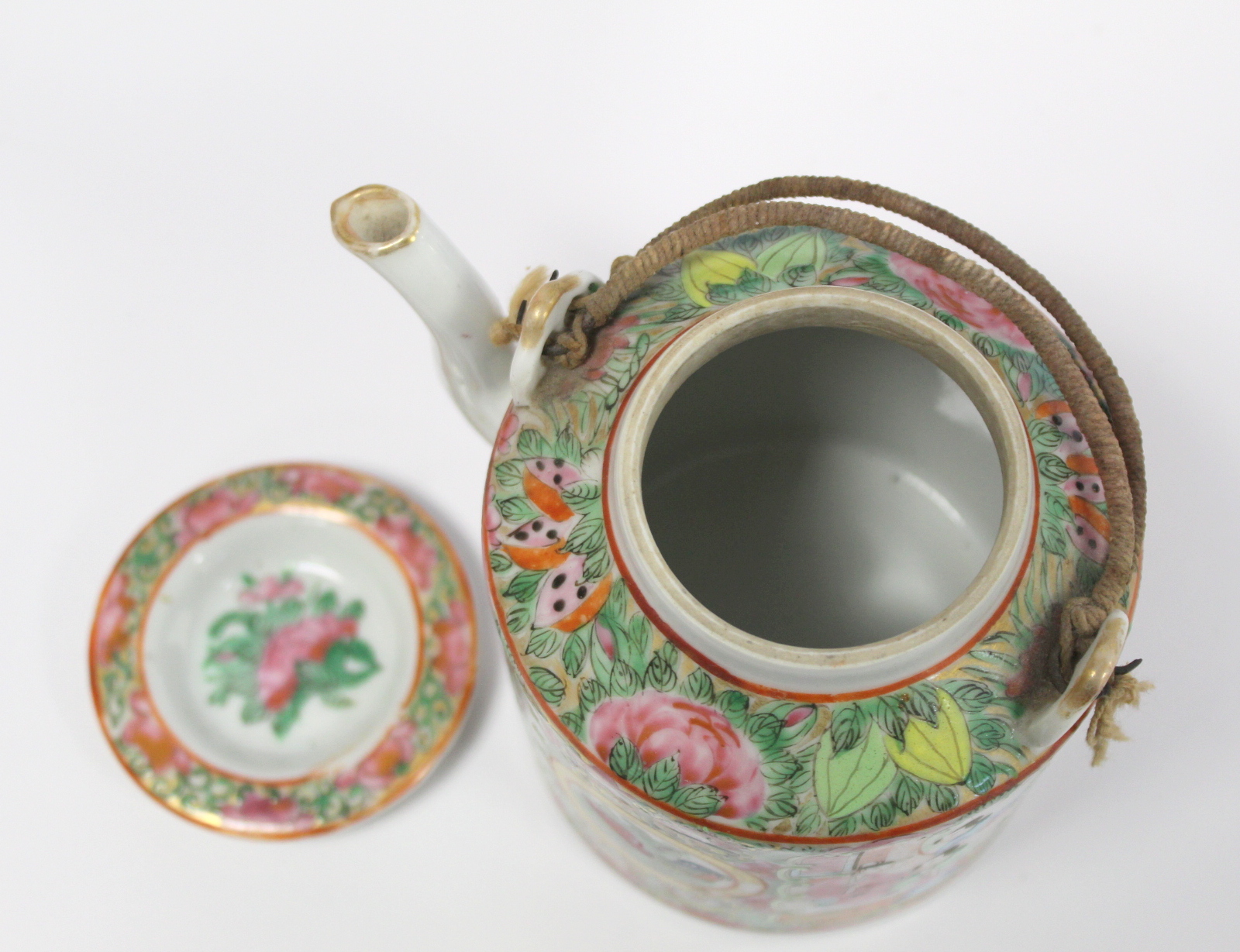 Late 19th/early 20th century Chinese Canton enamel teapot of cylindrical form with two bound wire - Image 6 of 27