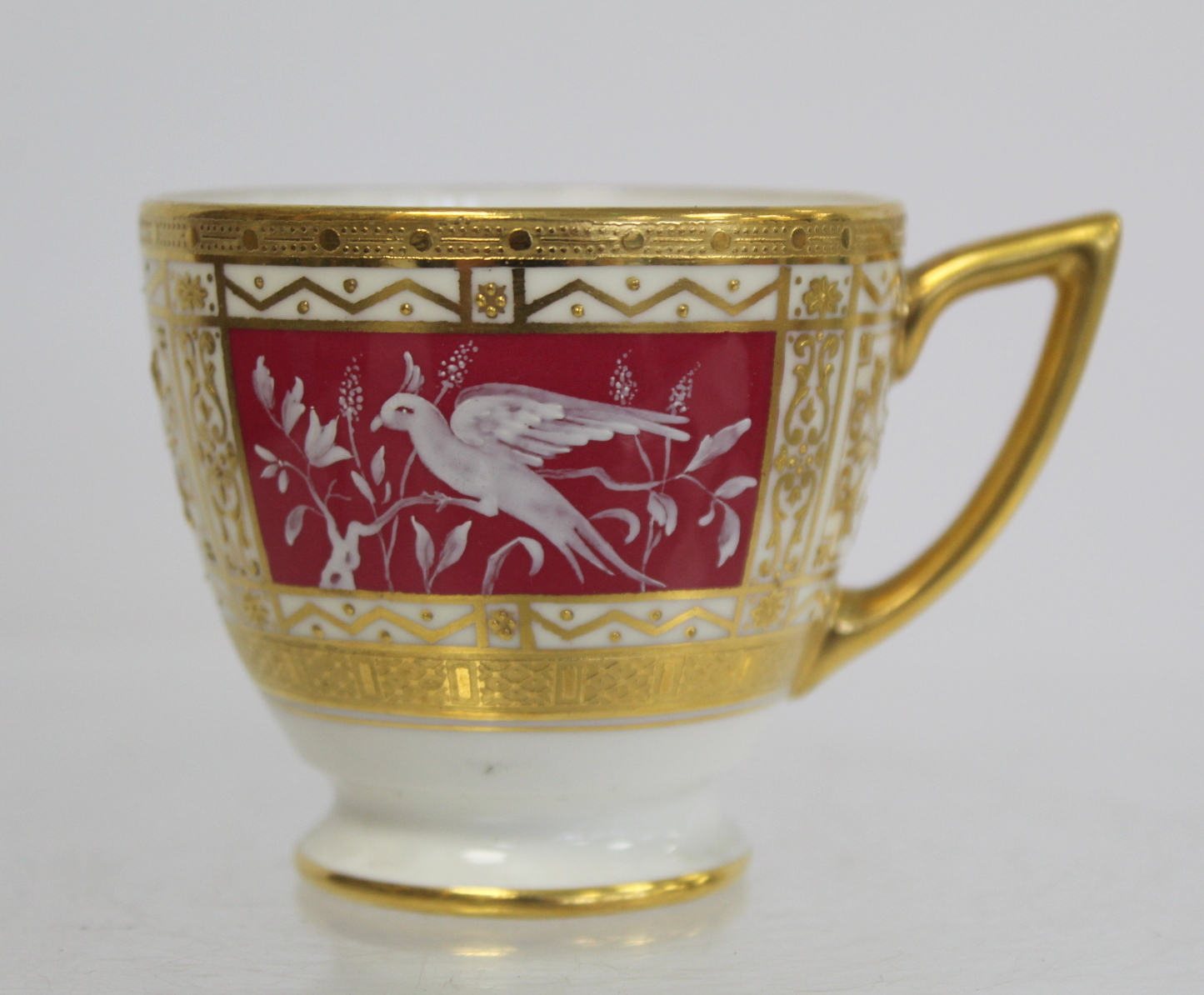 Minton bone china pate sur pate cabinet cup and saucer with cerise and white panels of exotic - Image 11 of 26