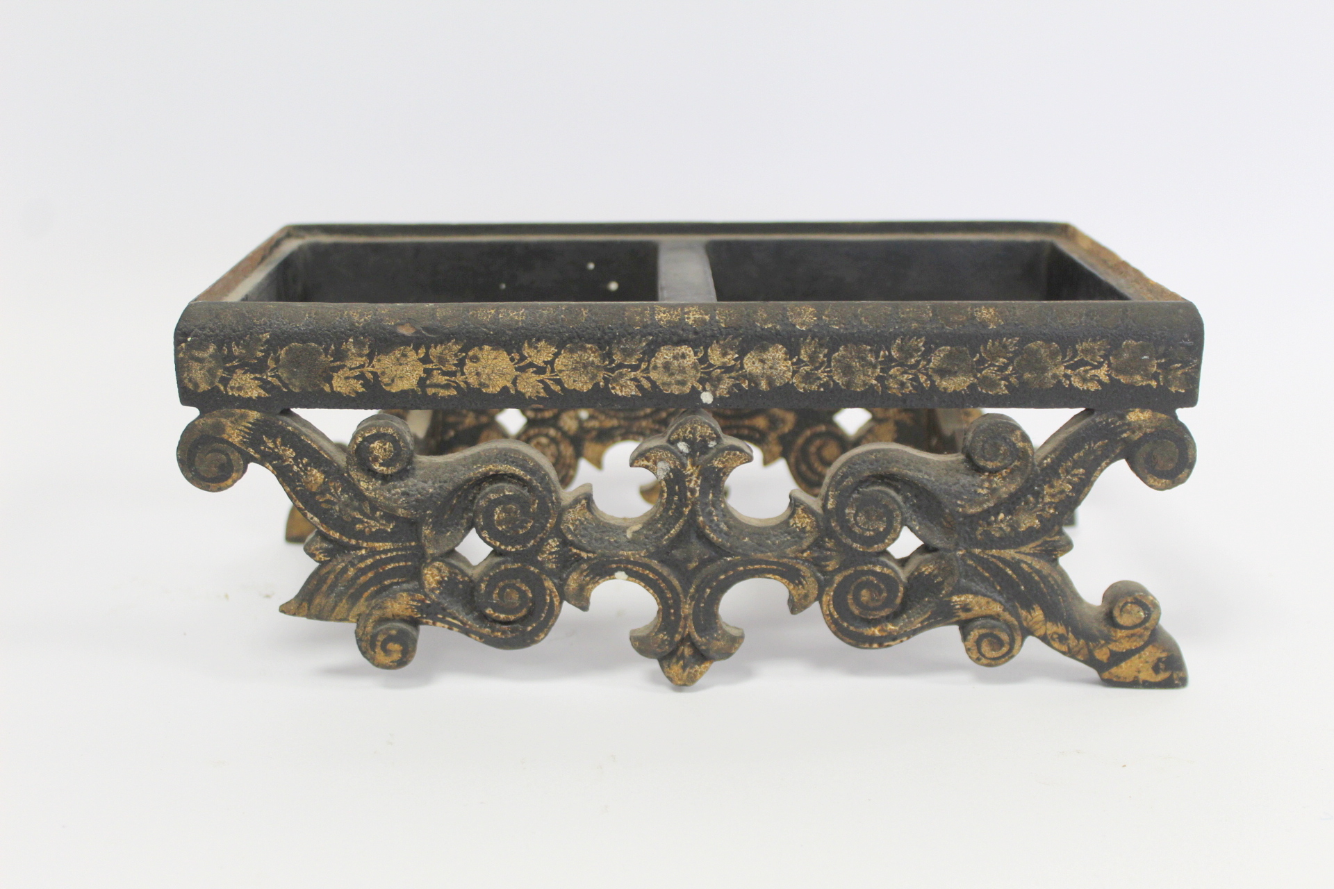 Early 19th century Chinese export black lacquer box on pierced stand with painted gilt floral and - Image 9 of 13