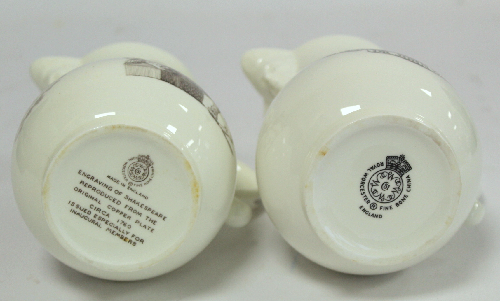 Two Royal Worcester commemorative 'Collectors Society' bone china jugs of baluster form with mask - Bild 5 aus 5